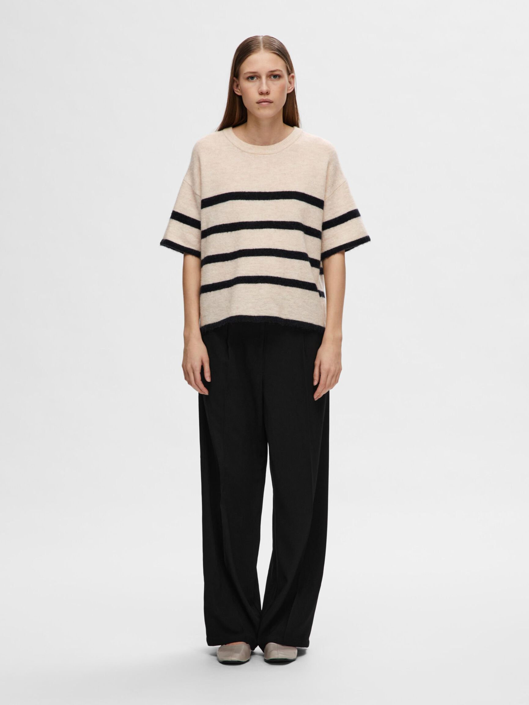 SHORT-SLEEVED WOOL BLEND TOP, Birch, highres