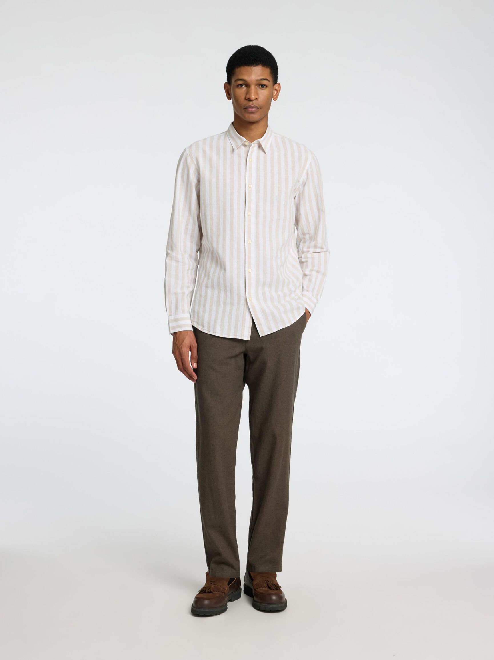SLIM TAPERED LINEN BLEND TROUSERS, Forest Night, highres
