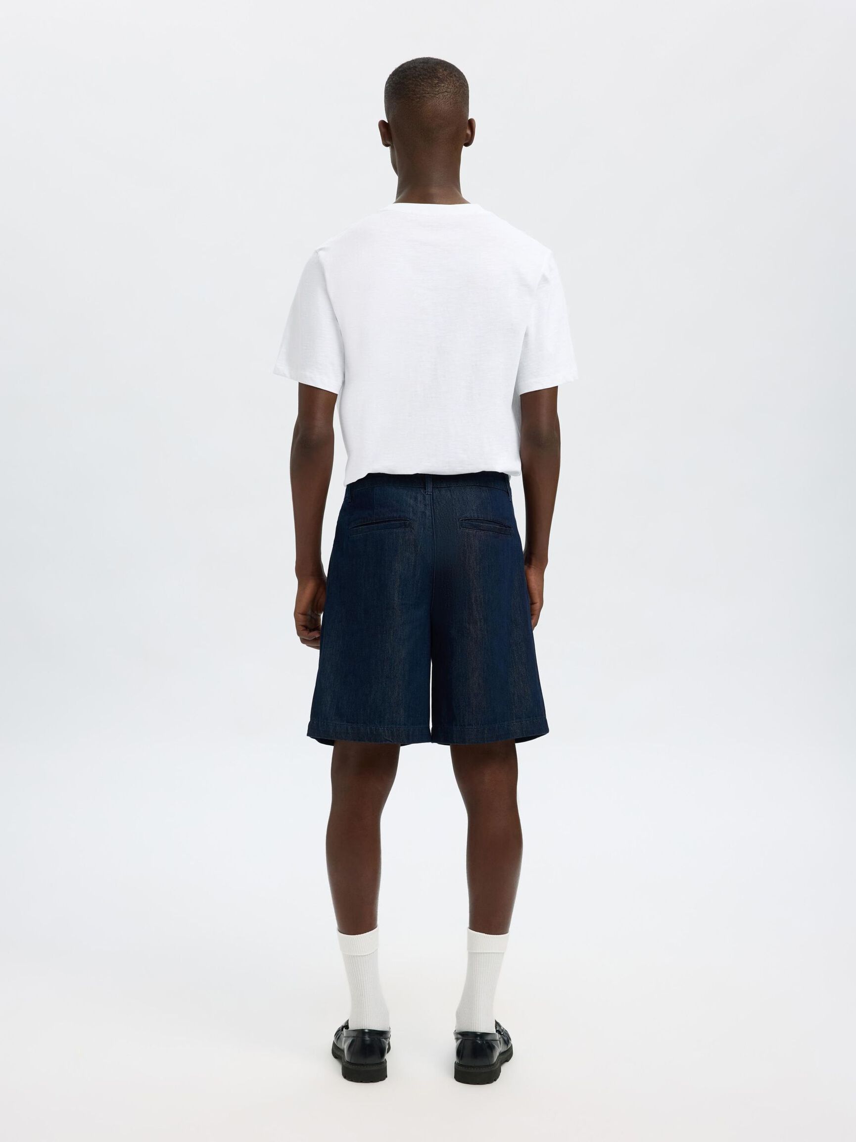 LÖS PASSFORM JEANSSHORTS, Dark Blue Denim, highres