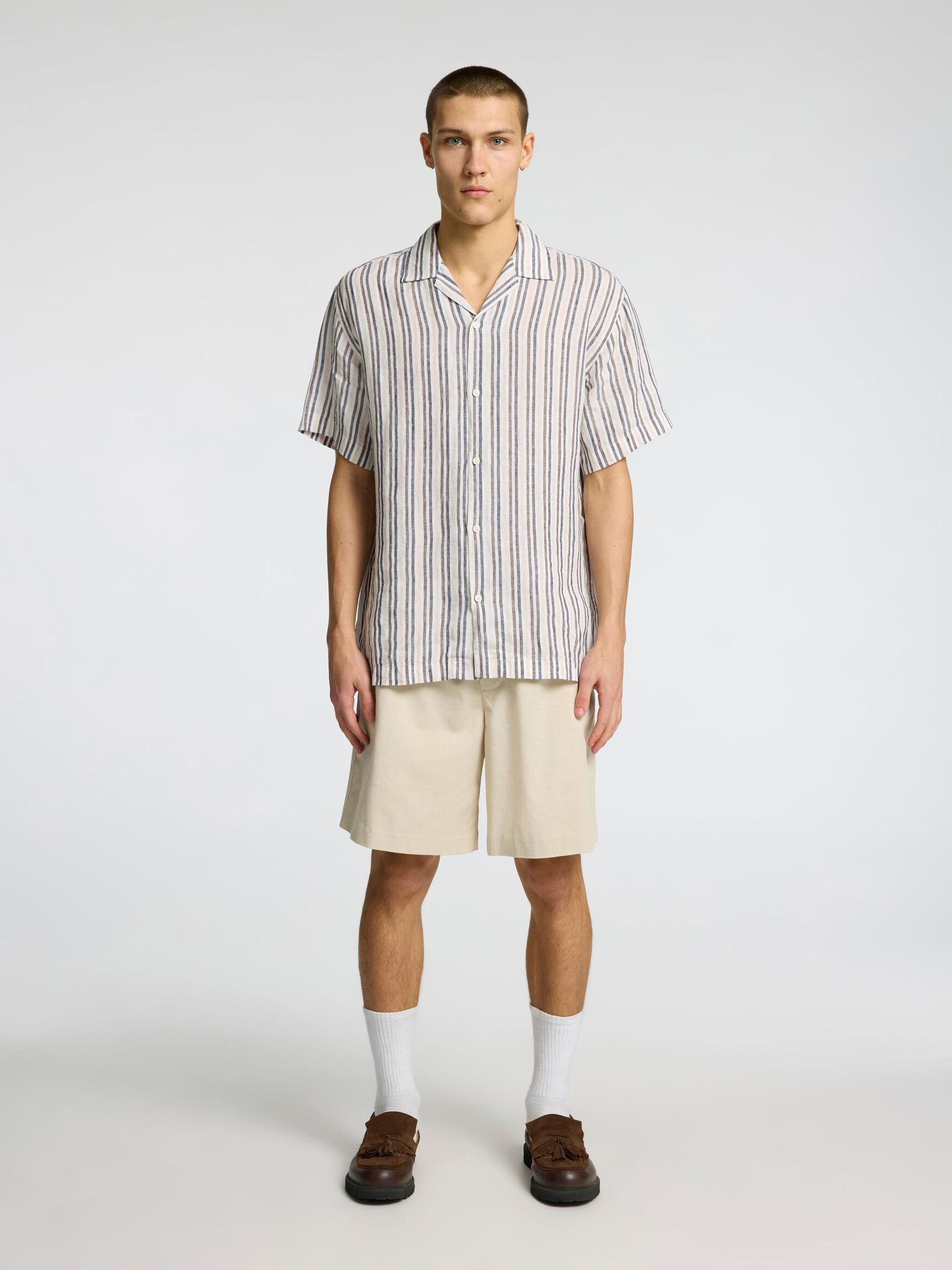 100% LINEN SHORT SLEEVED SHIRT, Bright White, highres