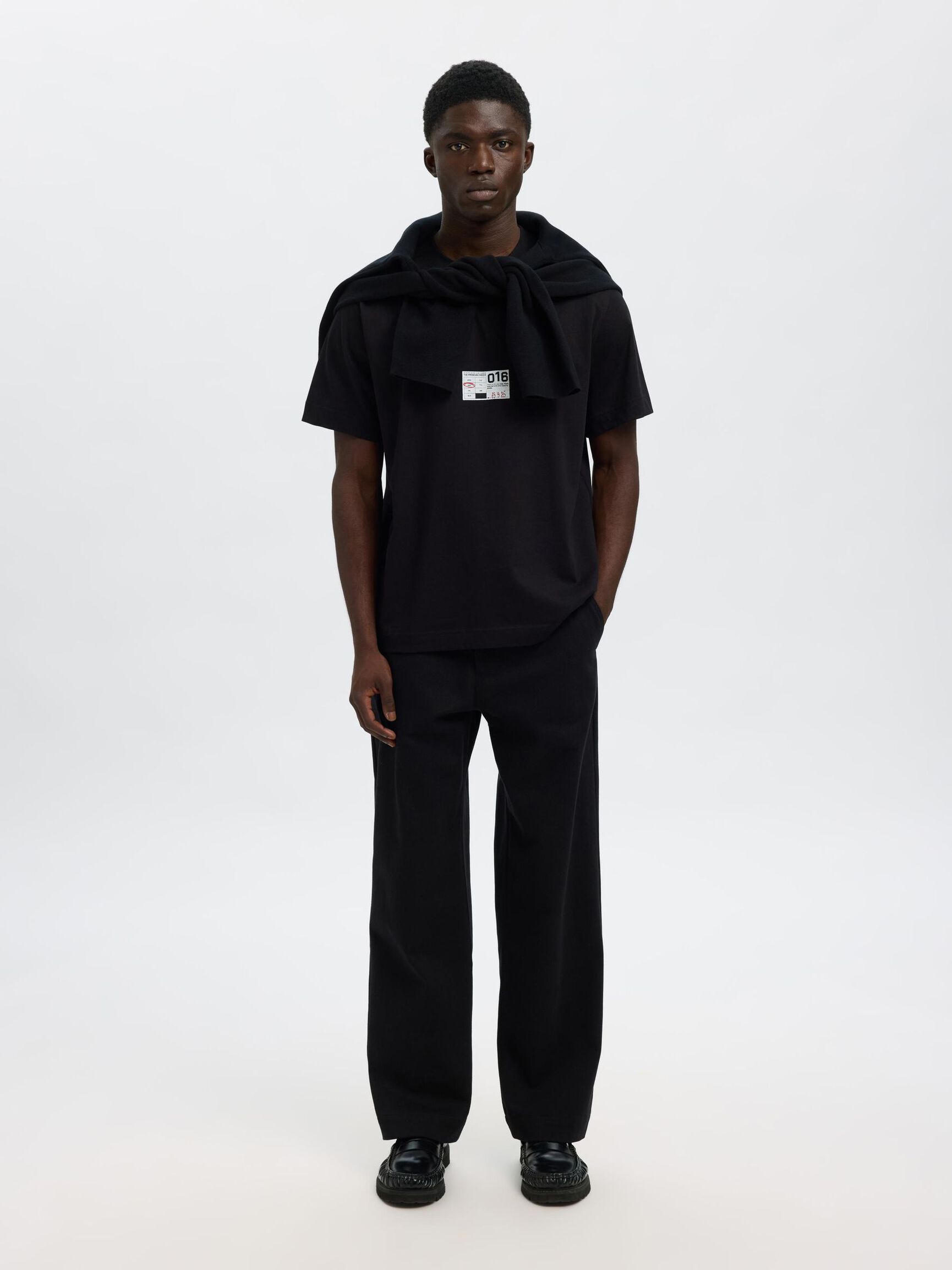 REGULAR FIT PRINTED CREWNECK T-SHIRT, Black, highres