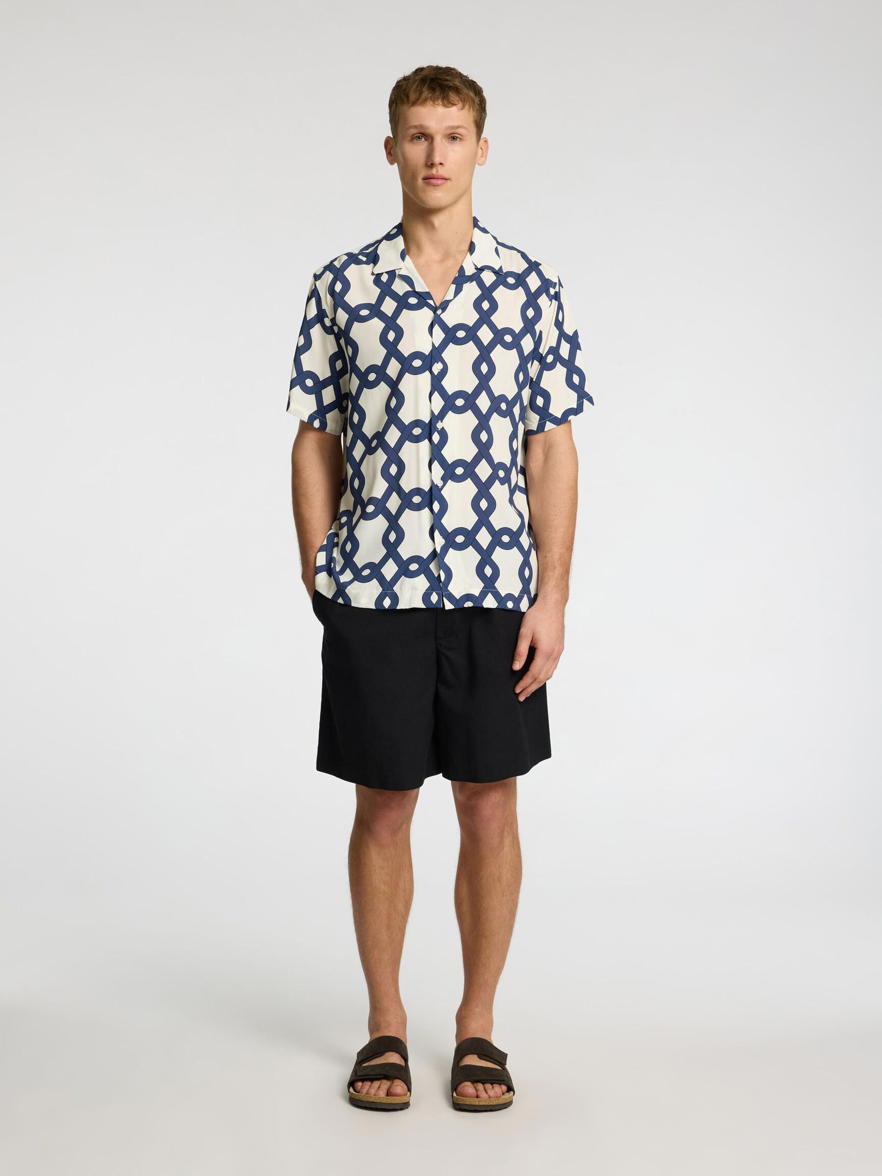 PATTERNED SHORT SLEEVED SHIRT, Egret, highres