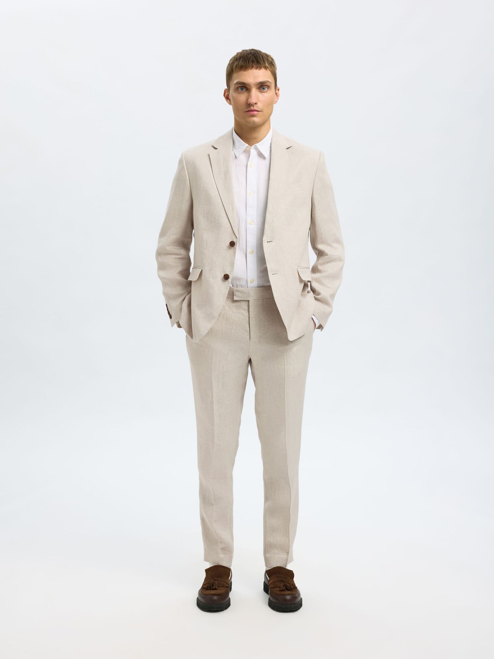 BLAZER, Sand, highres