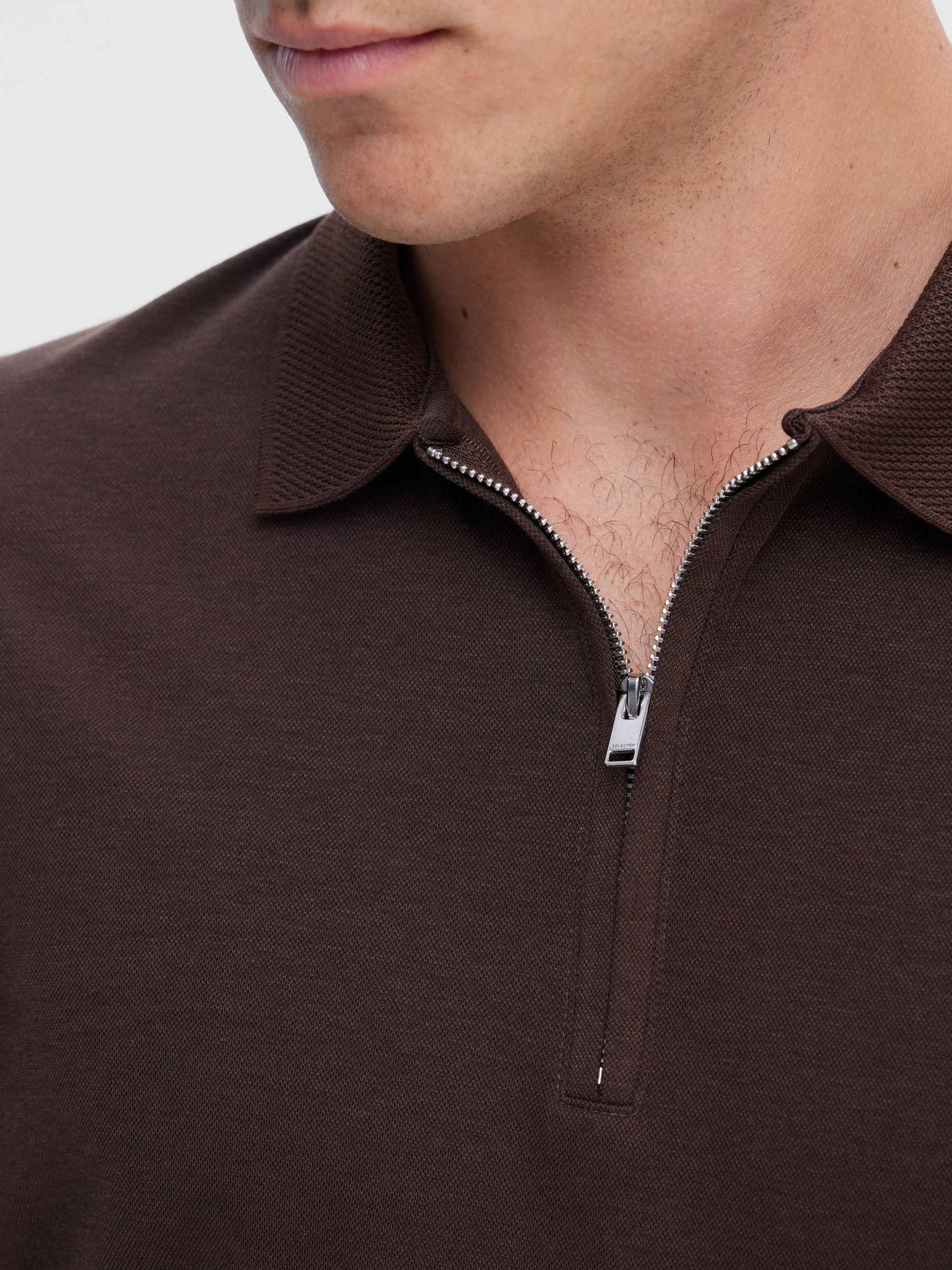 ZIPPER KNITTED POLO SHIRT, Demitasse, highres