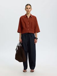 HØRBLANDING KORTÆRMET SKJORTE, Cherry Mahogany, highres