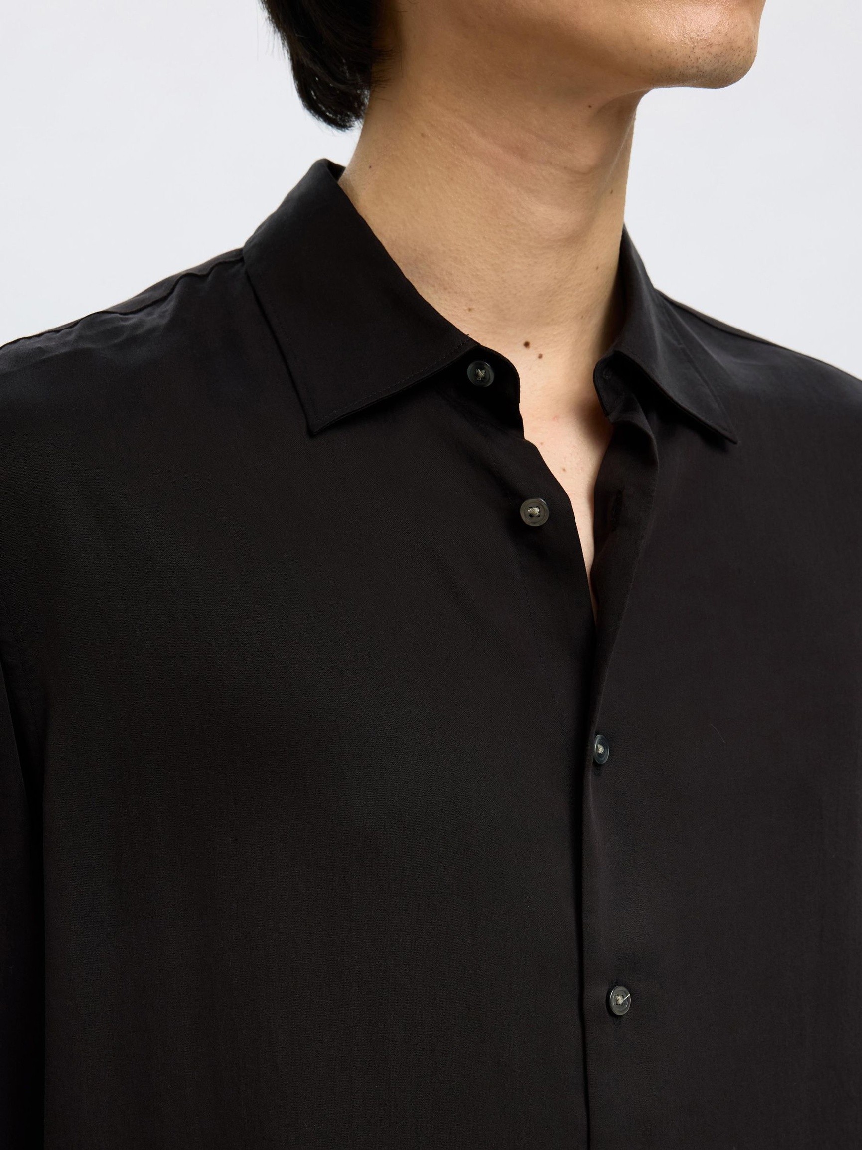 RELAXED FIT SATIJNEN BLOUSE, Black, highres