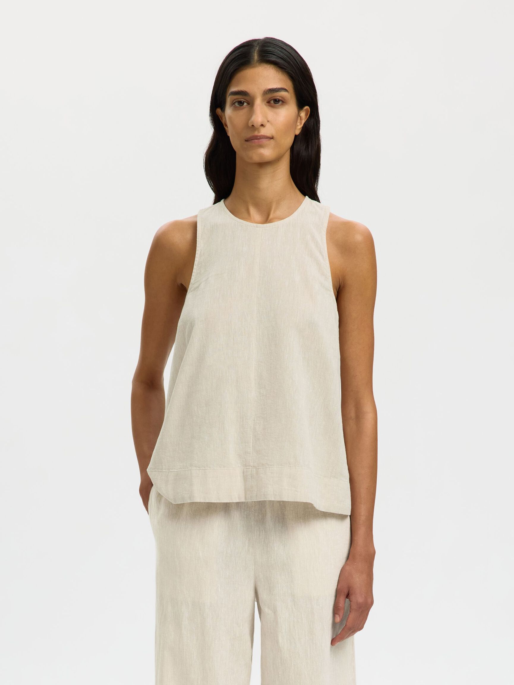 ÆRMELØS TOP I HØRBLANDING, Sandshell, highres