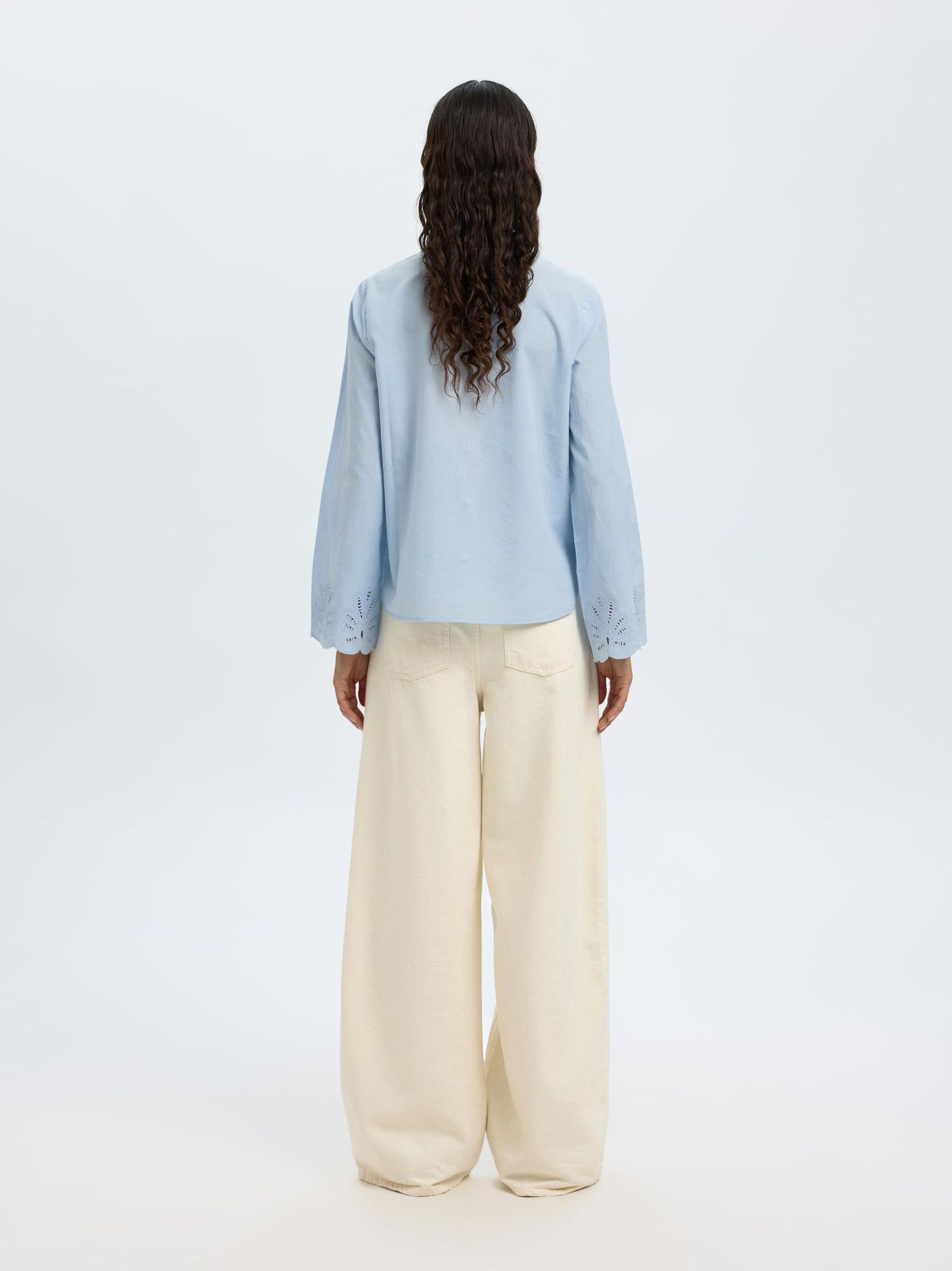 BRODERIE ANGLAISE CHEMISE À MANCHES LONGUES, Cashmere Blue, highres