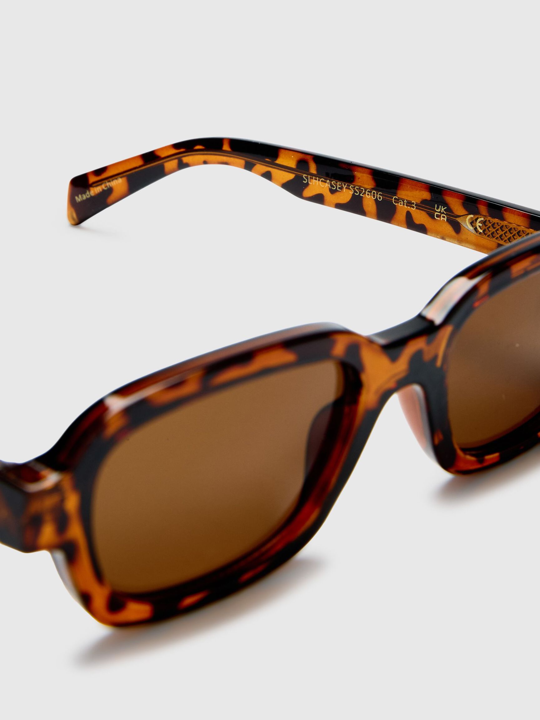 MONTURA CUADRADA GAFAS DE SOL, Demitasse, highres