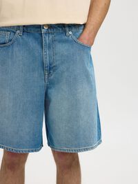 LOOSE FIT DENIM SHORTS, Medium Blue Denim, highres