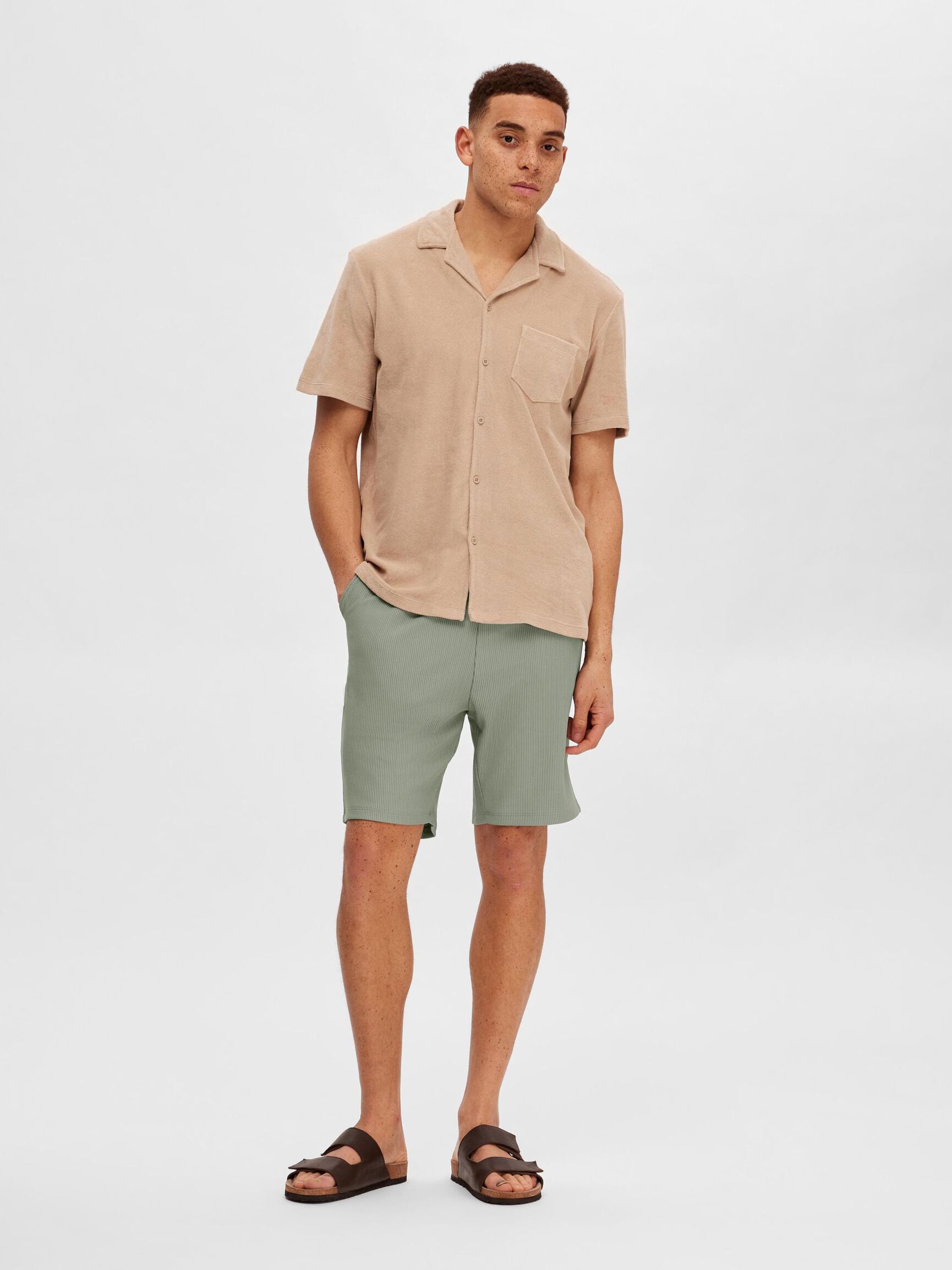RIBBED SHORTS, Vetiver, highres