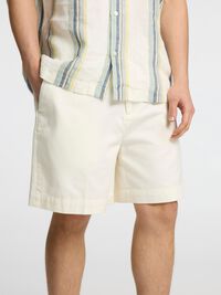 LOOSE FIT  CHINO SHORTS, Egret, highres