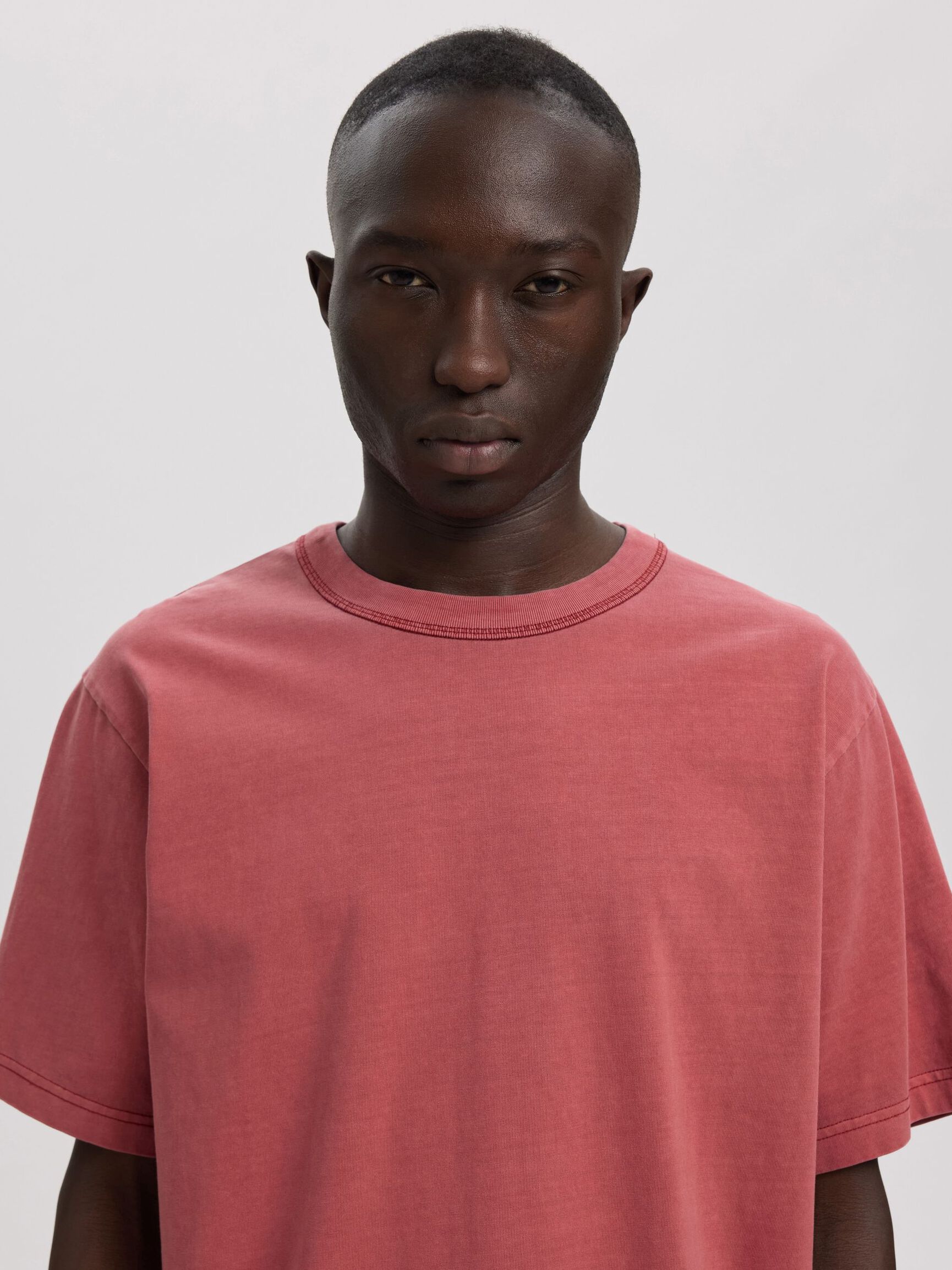 SHORT SLEEVED CREWNECK T-SHIRT, Syrah, highres