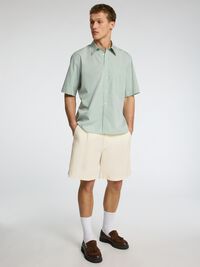 100% HØR BERMUDA SHORTS, Egret, highres