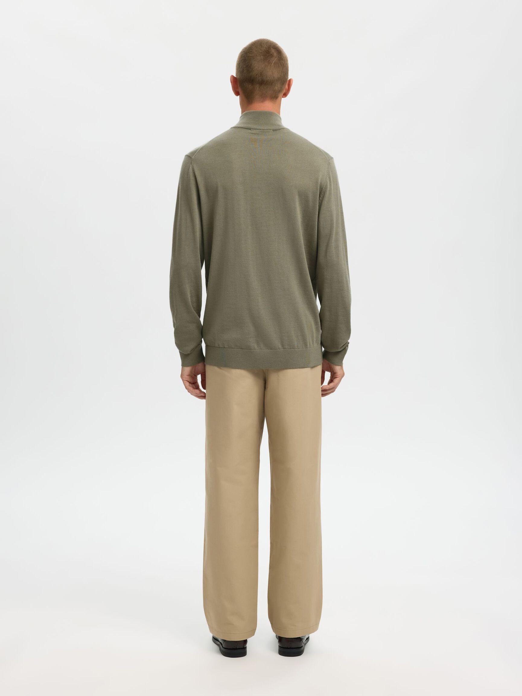 100% MERINO WOOL HALF-ZIP JUMPER, Vetiver, highres