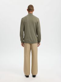 100% MERINO WOOL HALF-ZIP JUMPER, Vetiver, highres
