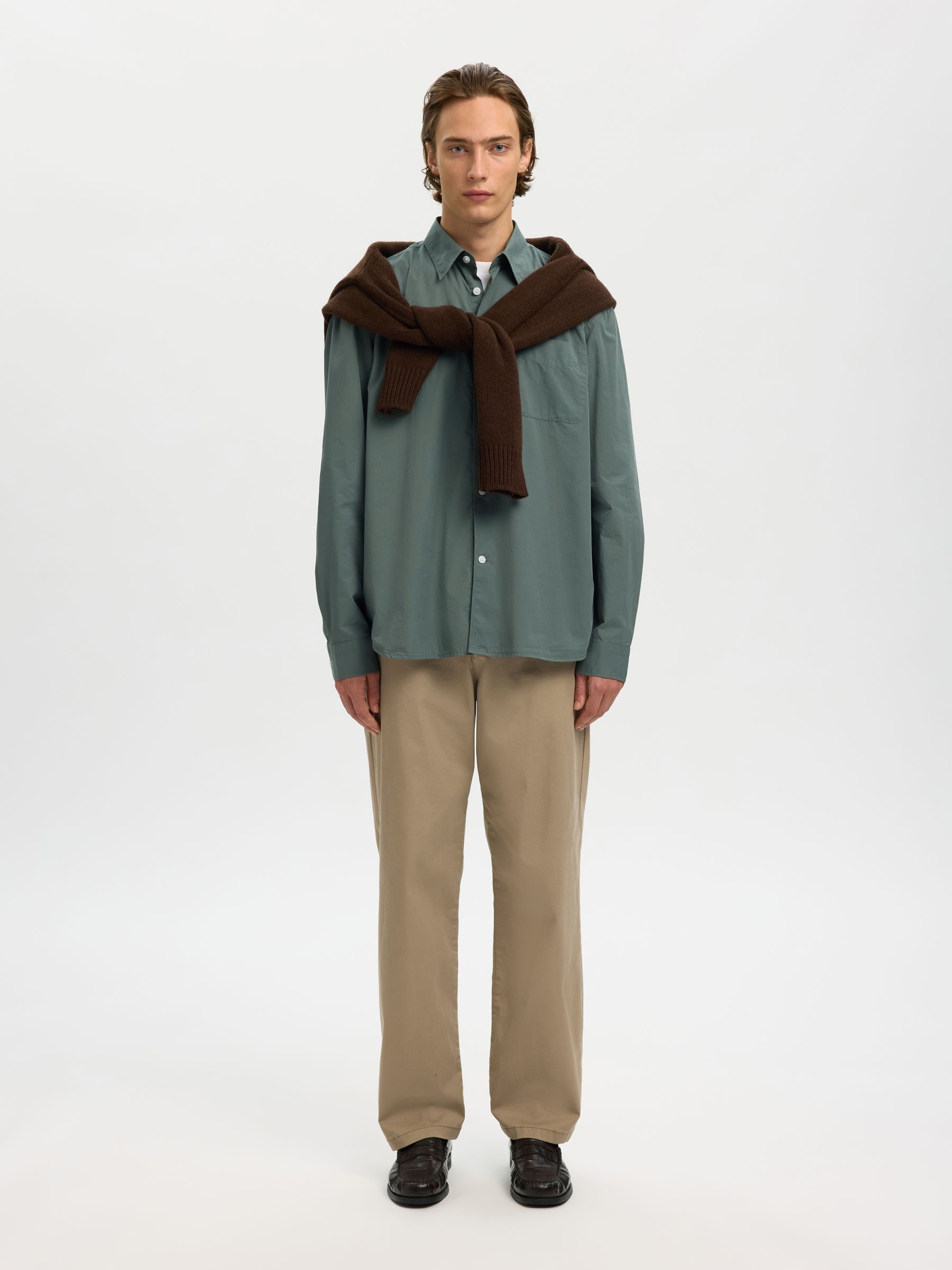 POPLIN LÅNGÄRMAD SKJORTA, Balsam Green, highres