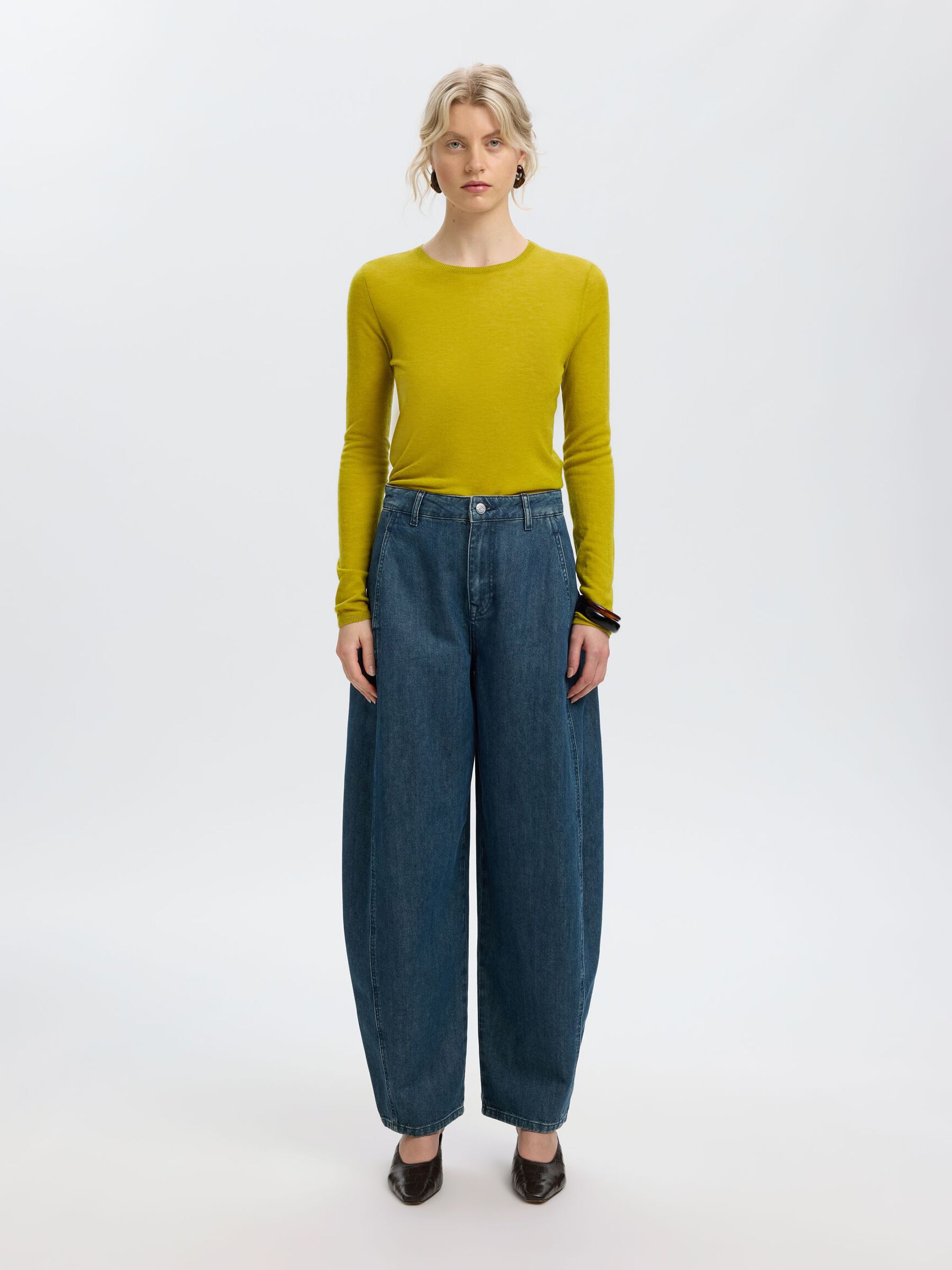 100% MERINO WOOL PULLOVER, Avocado Oil, highres
