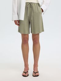 VISCOSE BLEND SHORTS, Vetiver, highres