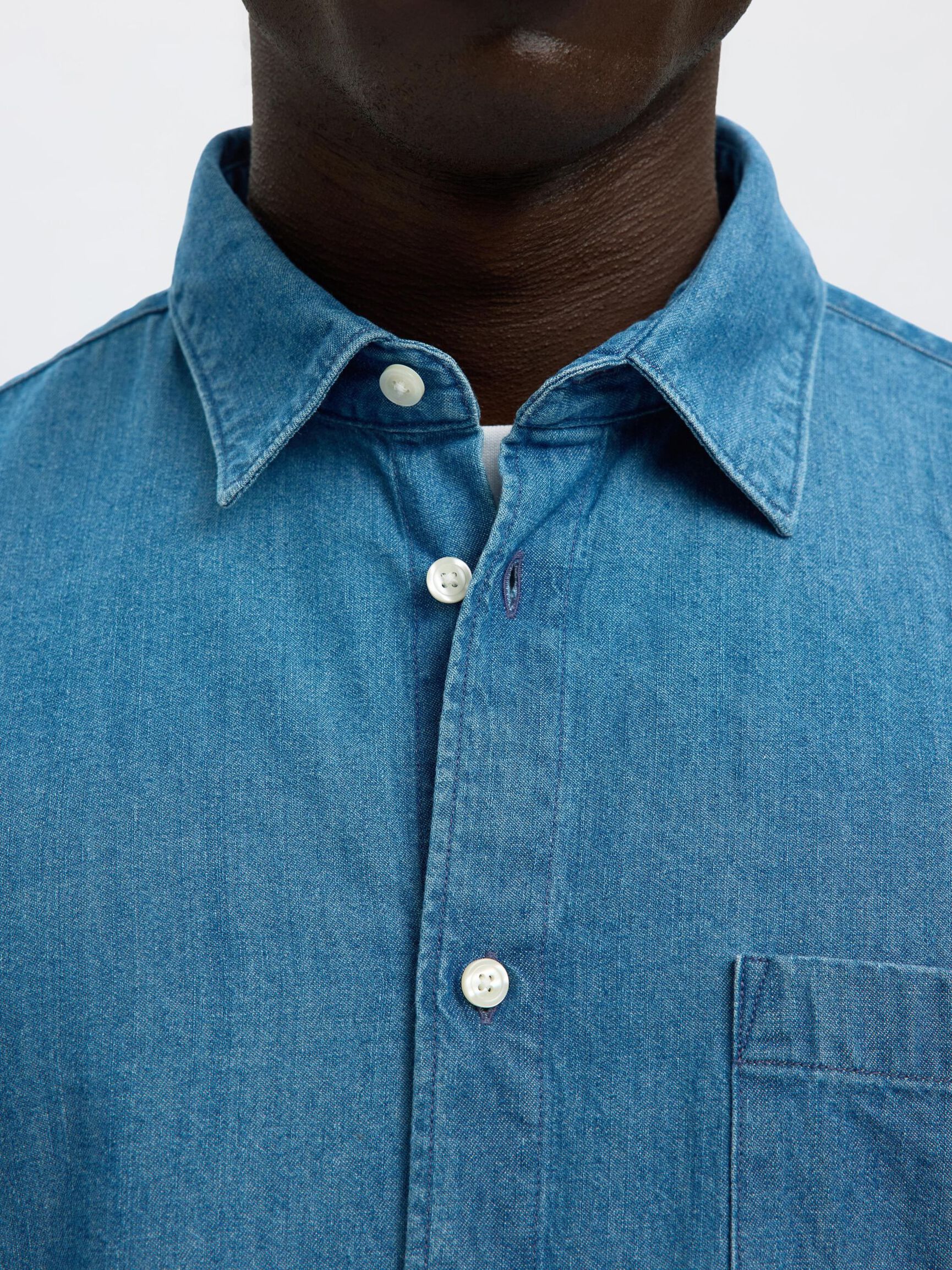 NORMAL PASSFORM JEANSSKJORTA, Medium Blue Denim, highres