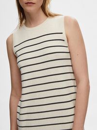 ÄRMELLOSES STRICK MAXIKLEID, Birch, highres