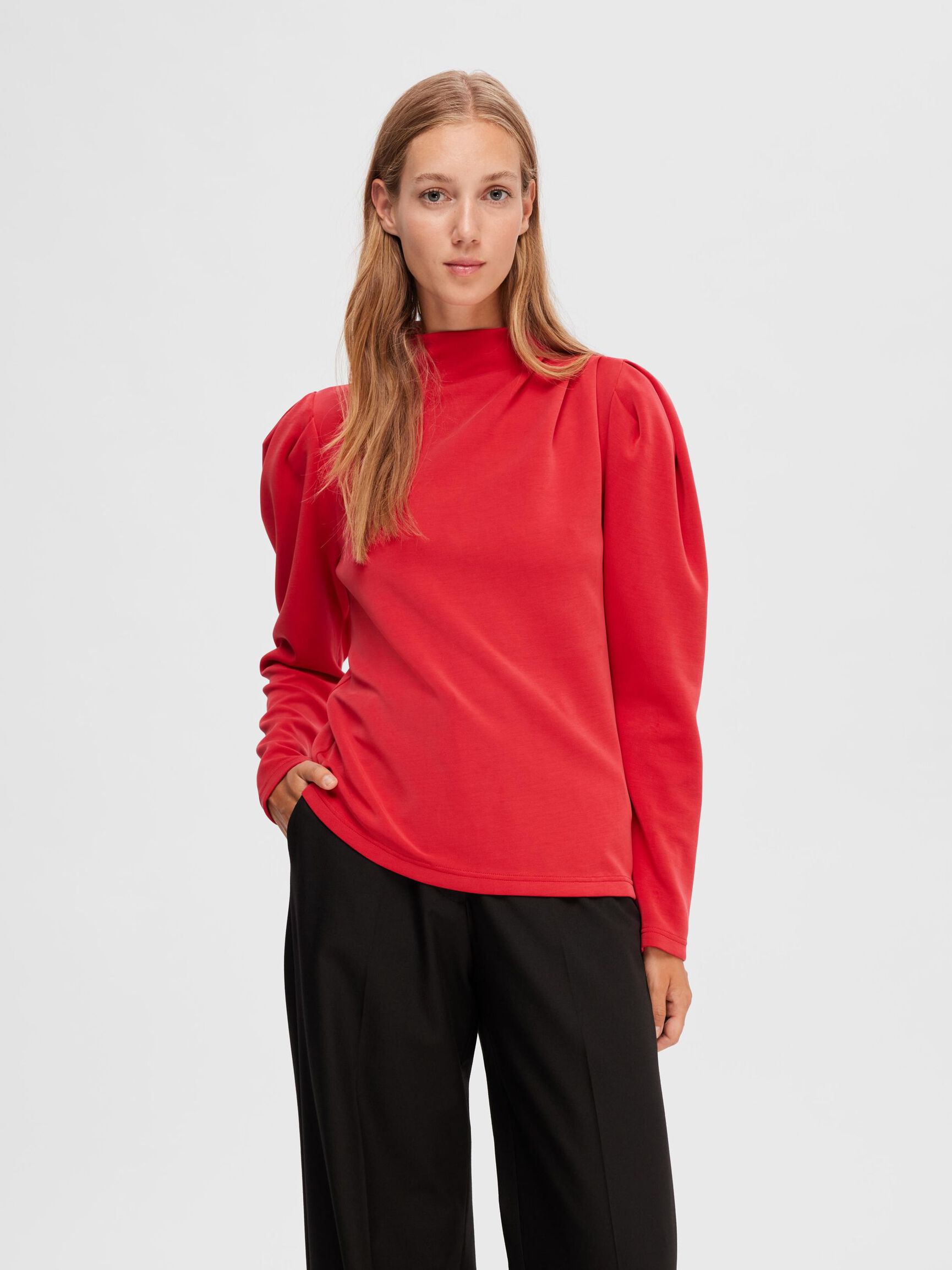 DRAPED TOP, Ski Patrol, highres