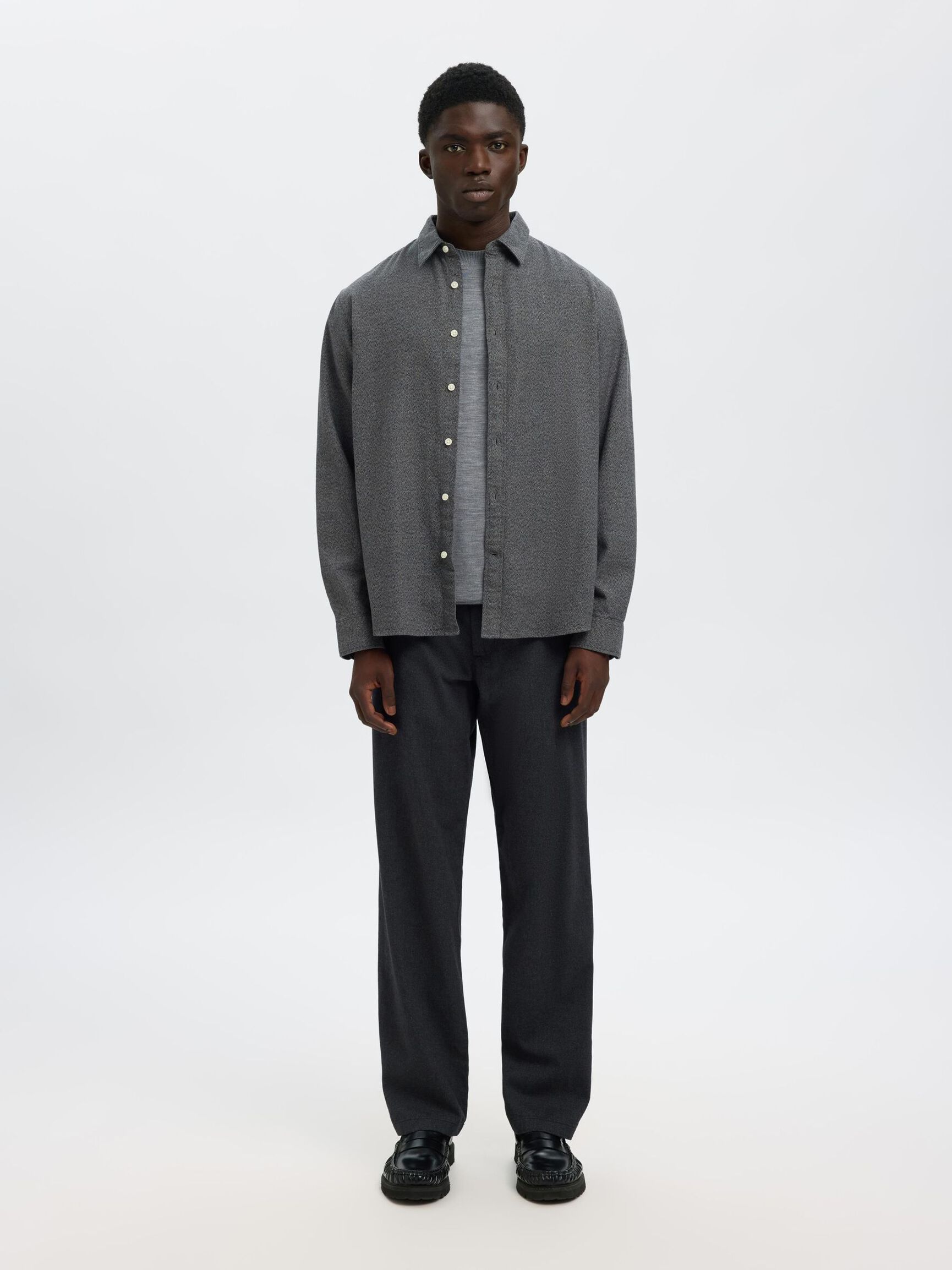 REGULAR PASFORM SKJORTE, Gray Flannel, highres