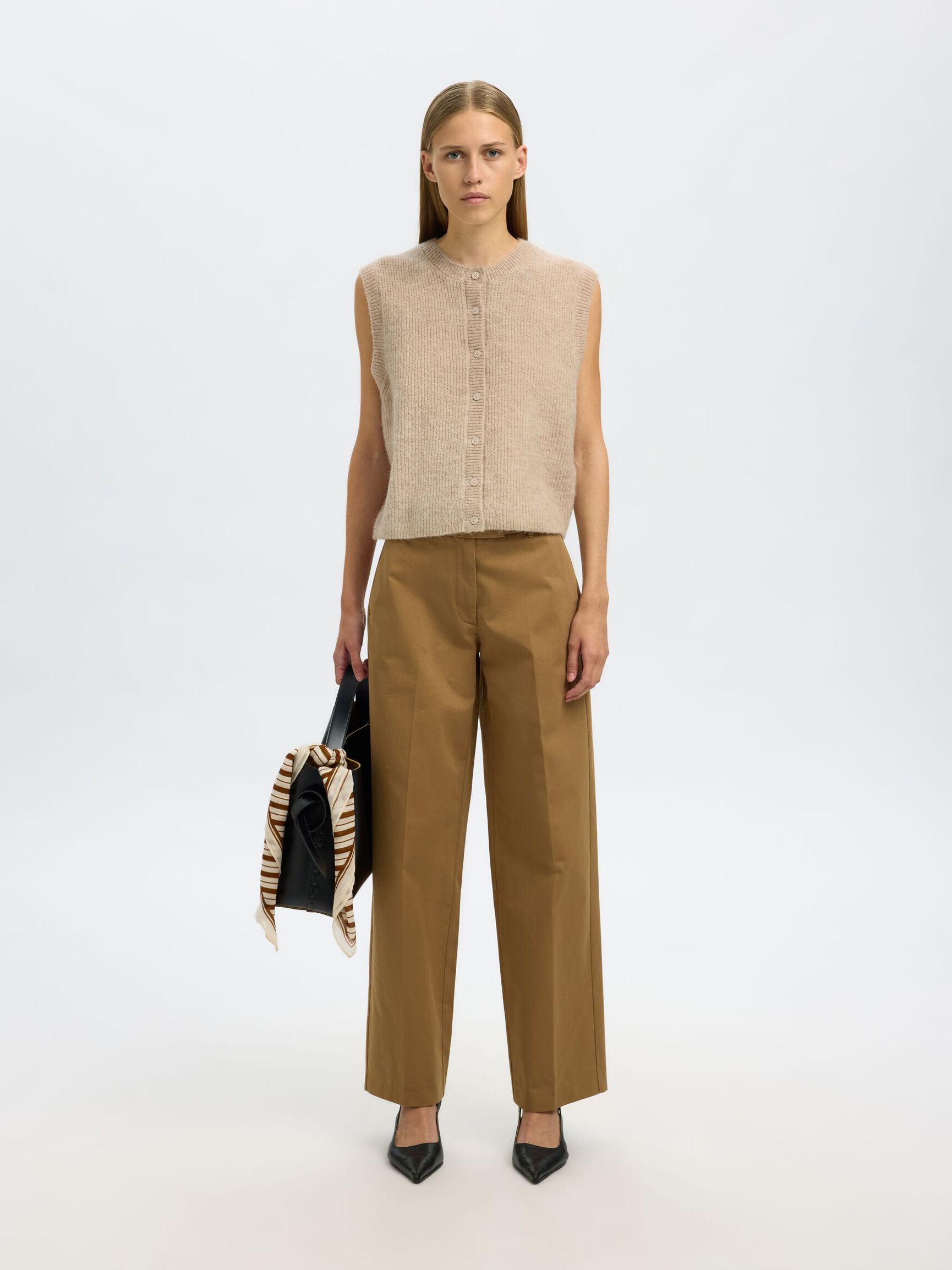 ULLBLANDNING STICKAD VÄST, Birch, highres