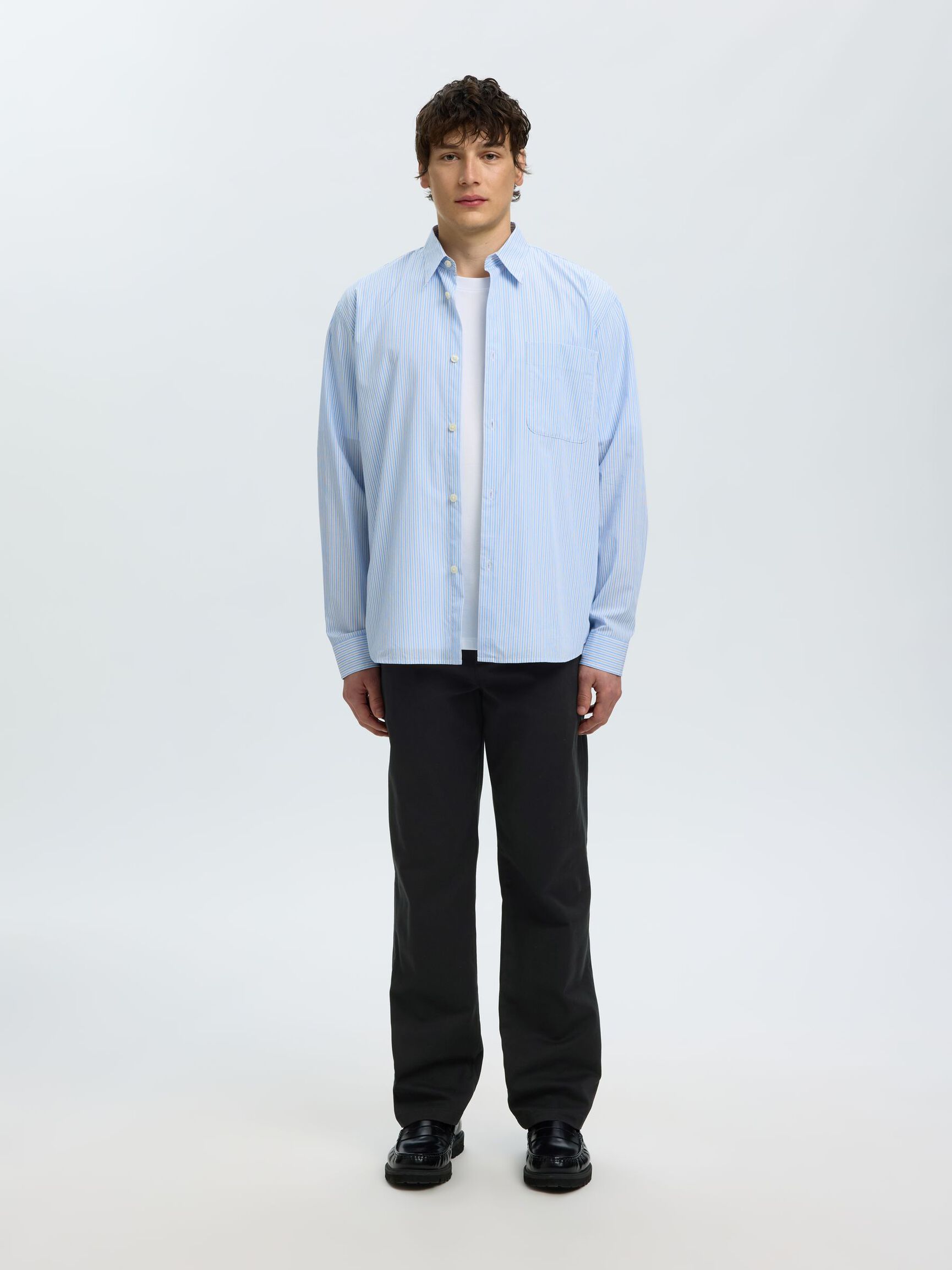 STRAIGHT FIT CHINOS, Black, highres