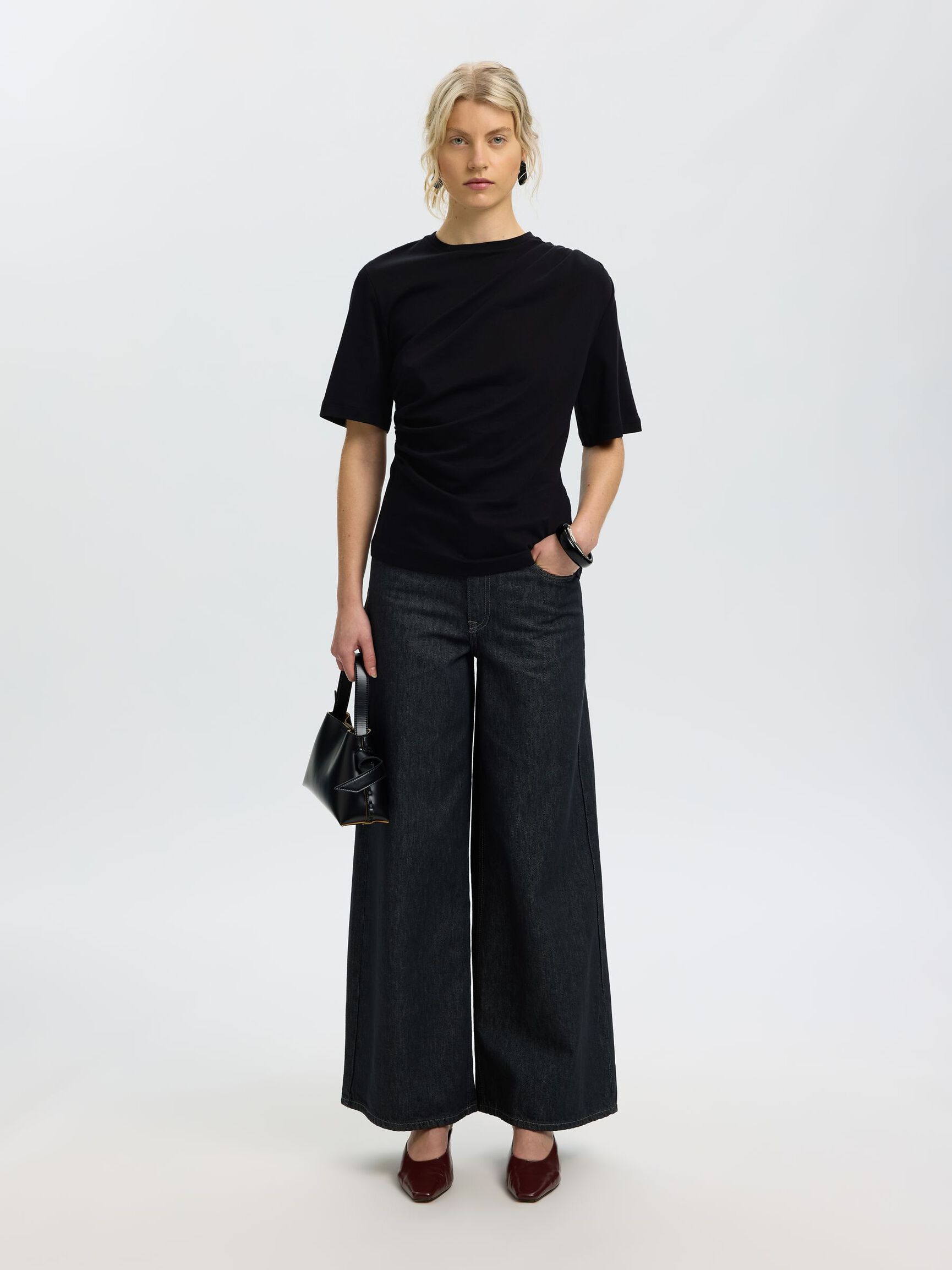 GATHERED T-SHIRT, Black, highres
