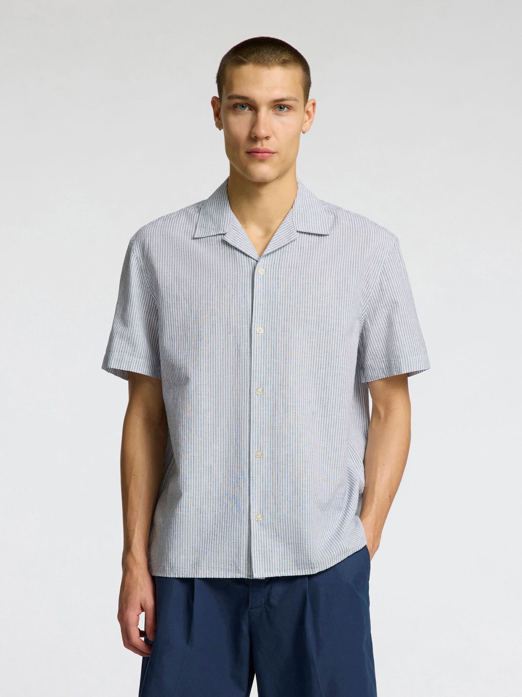 LINEN BLEND SHORT SLEEVED SHIRT, Bright White, highres