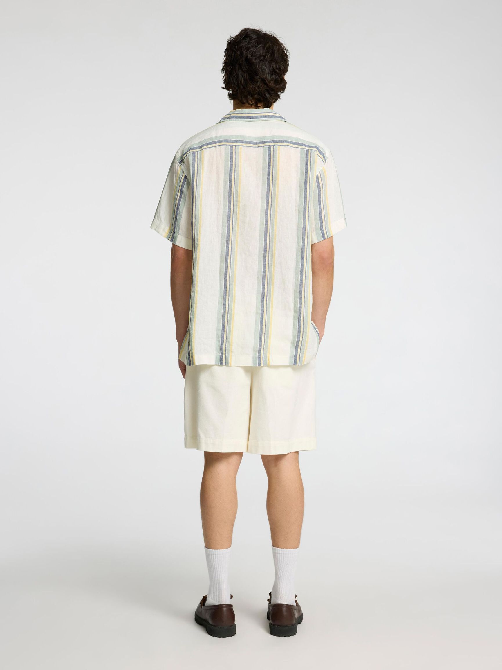 100% LINEN SHORT SLEEVED SHIRT, Egret, highres