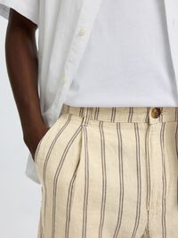 NORMAL PASSFORM SHORTS, Egret, highres
