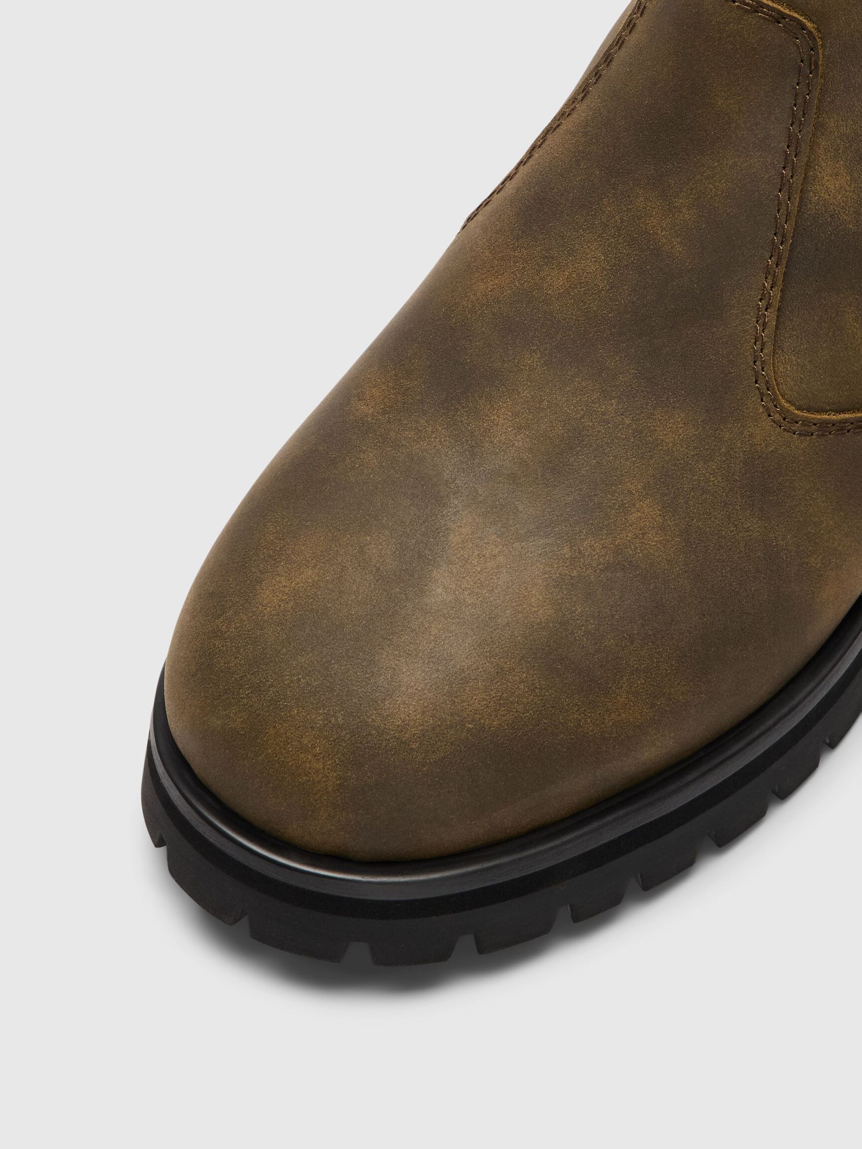 LUG SOLE LEATHER CHELSEA BOOTS, Grape Leaf, highres