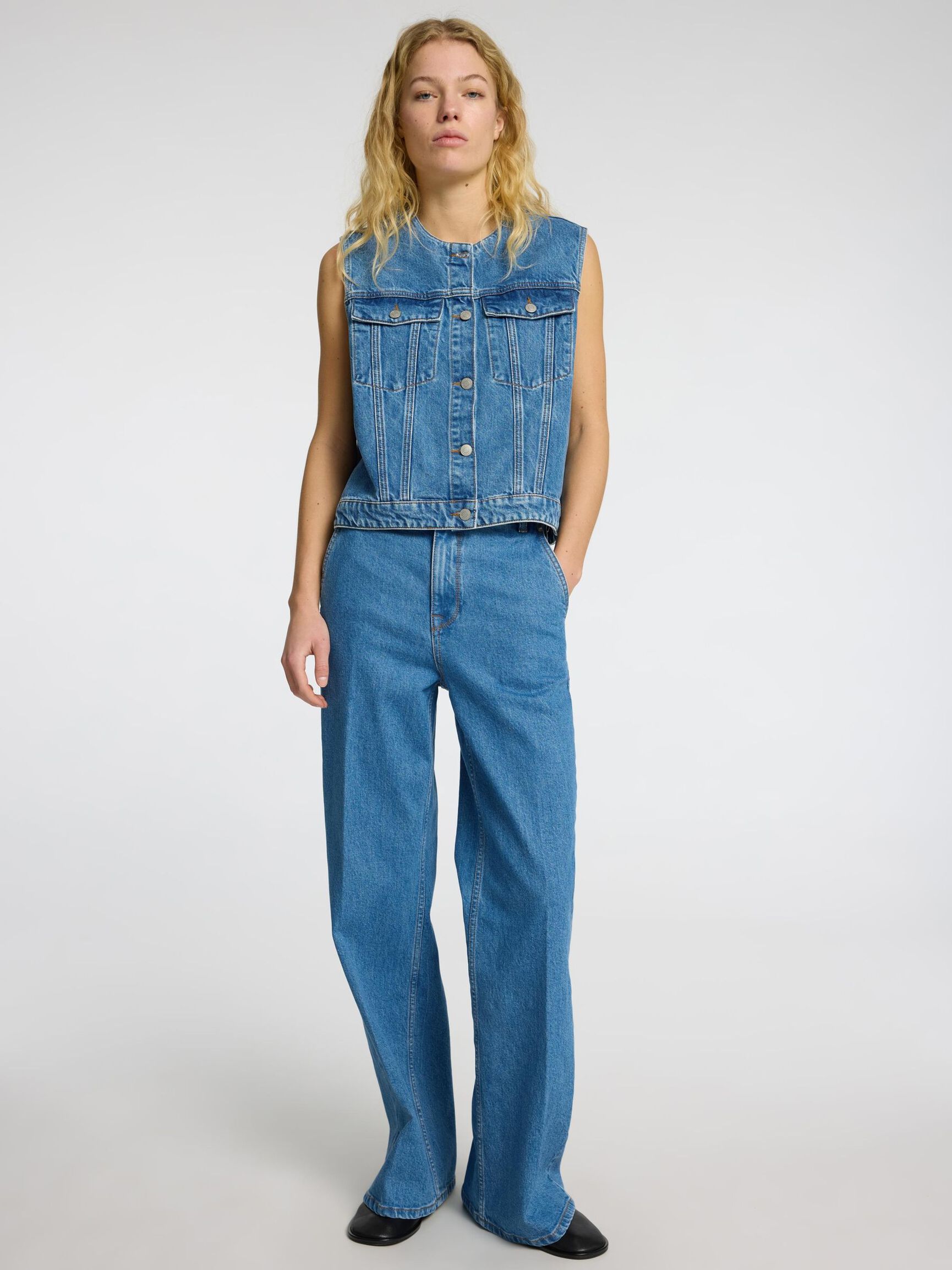 JAMBE EXTRA-LARGE JEAN, Medium Blue Denim, highres