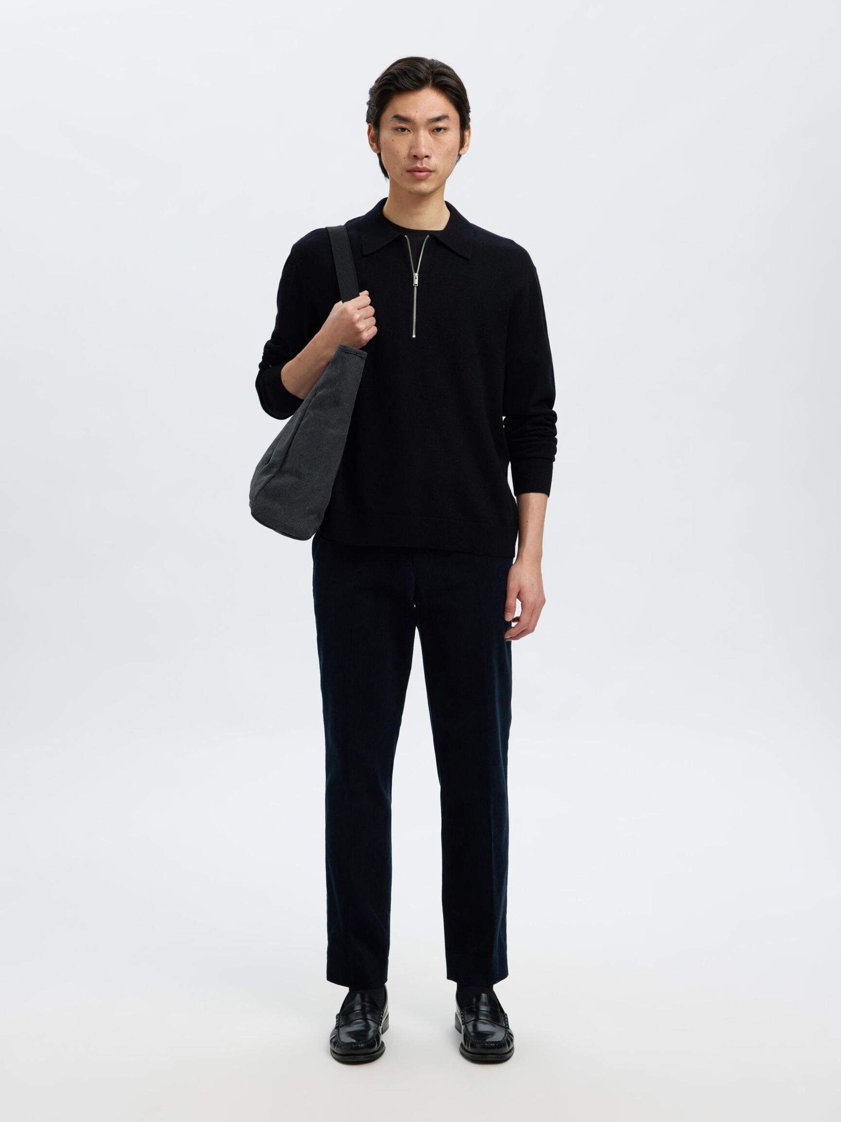 100% MERINOWOL POLO MET LANGE MOUWEN, Black, highres