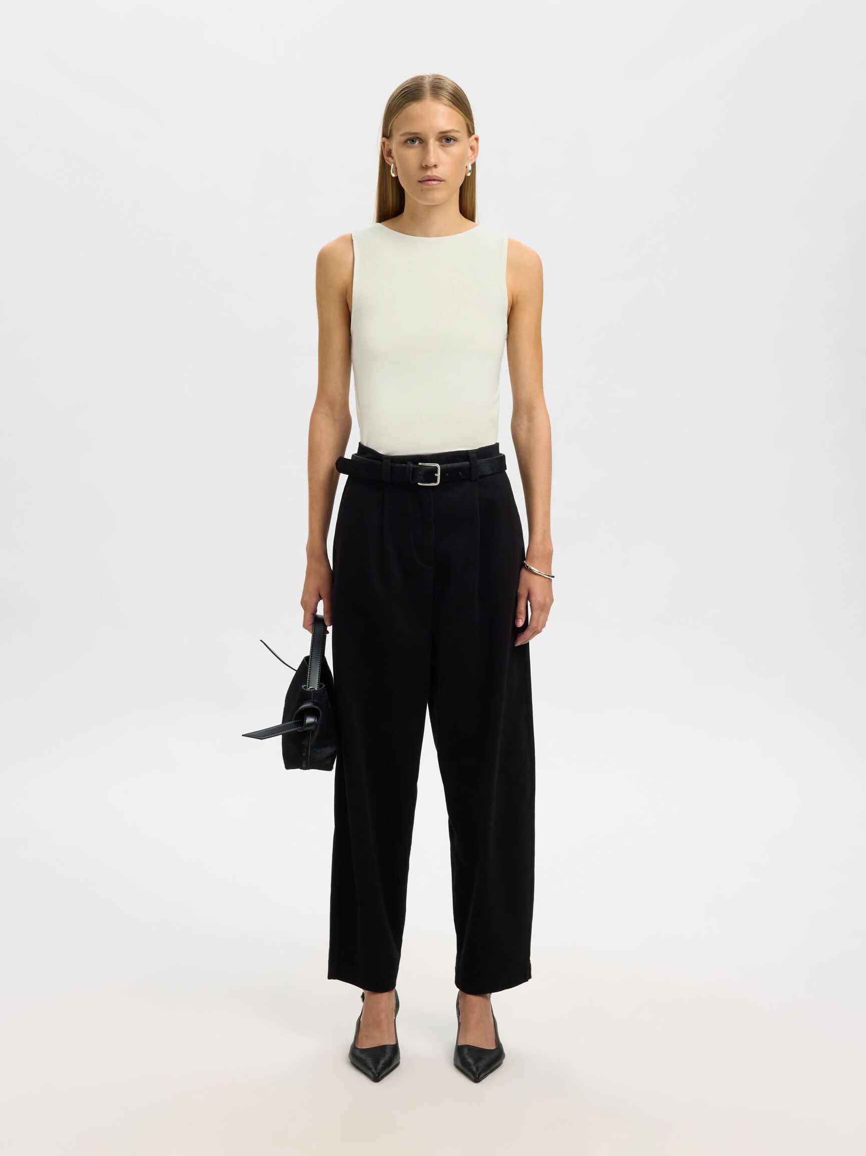 SLEEVELESS REVERSIBLE TOP, Snow White, highres