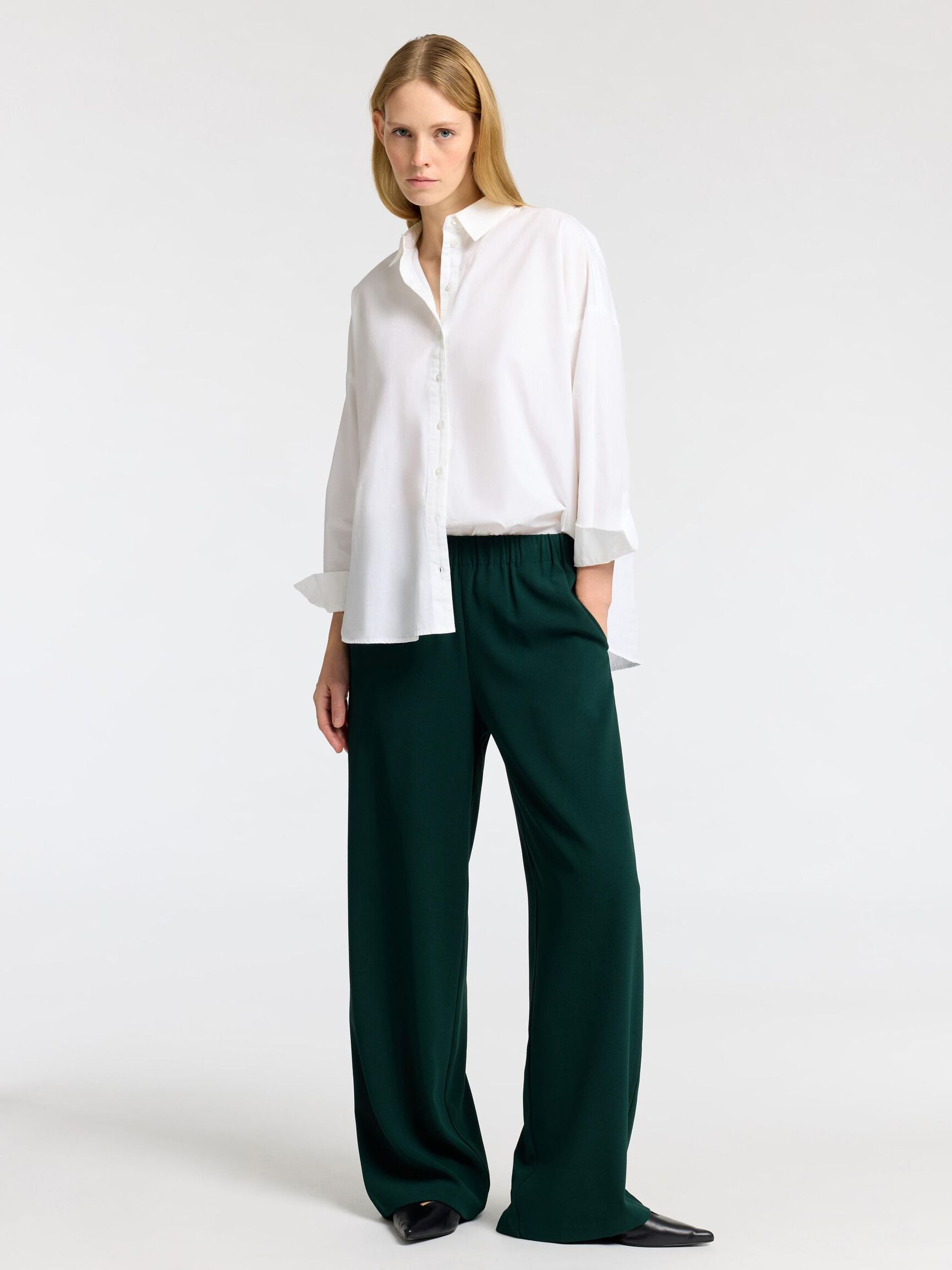 CLASSIC WIDE-LEG TROUSERS, Scarab, highres
