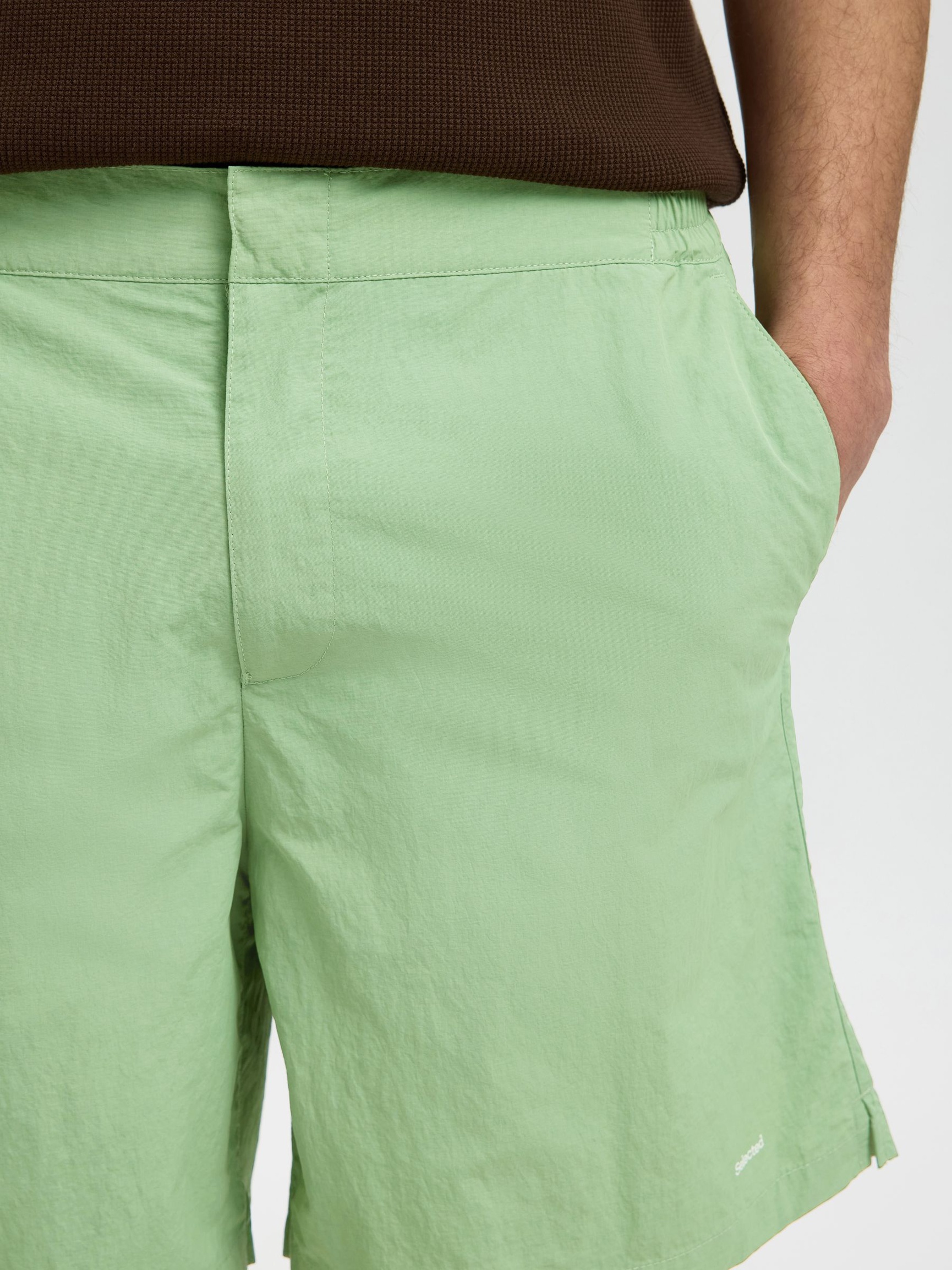REGULAR FIT SWIM SHORTS, Aspen Green, highres