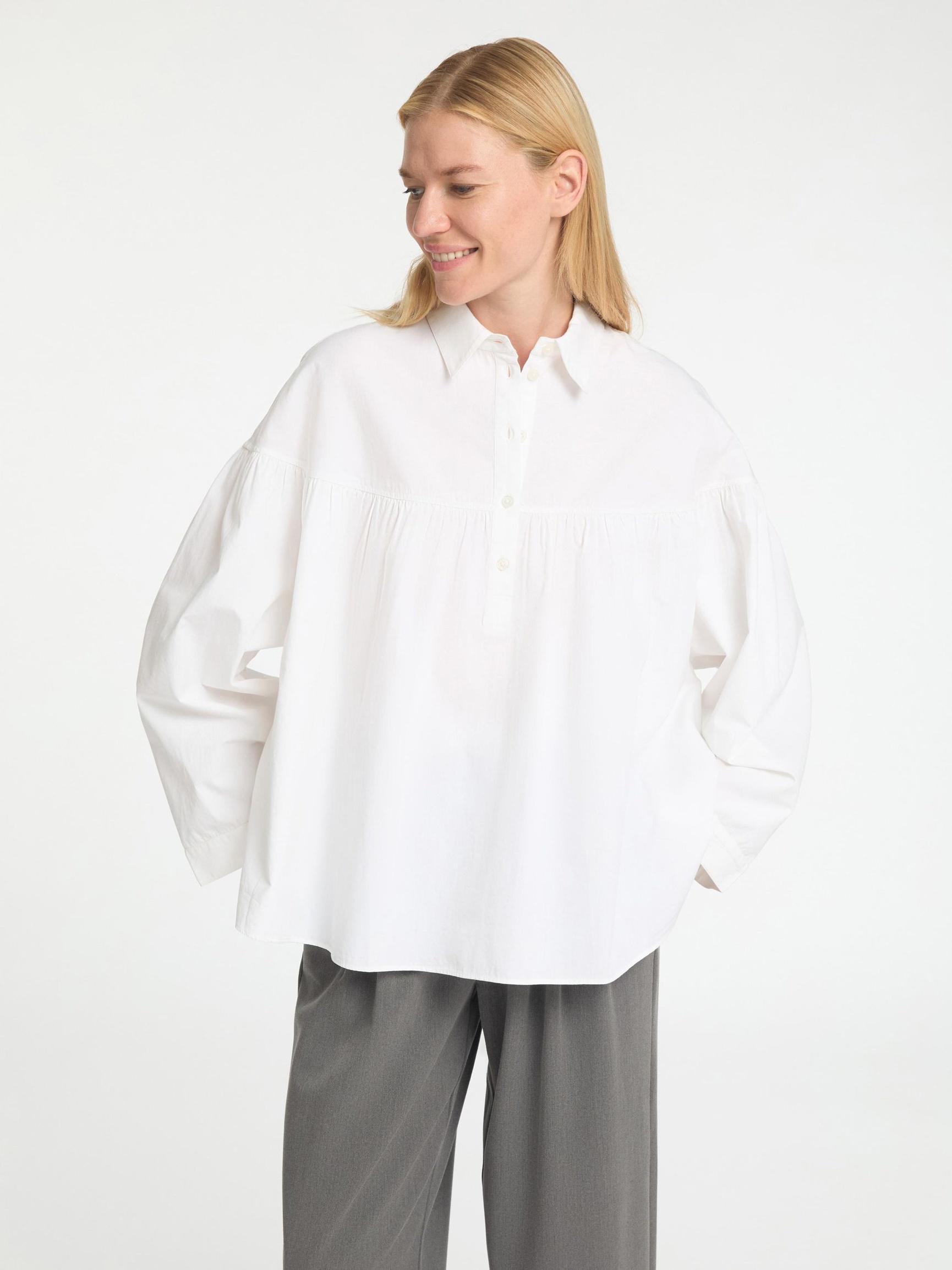 PITKÄHIHAINEN PAITAPUSERO, Bright White, highres