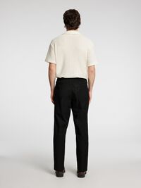 DISEÑO CLÁSICO PANTALONES DE CORTE TAPERED, Black, highres