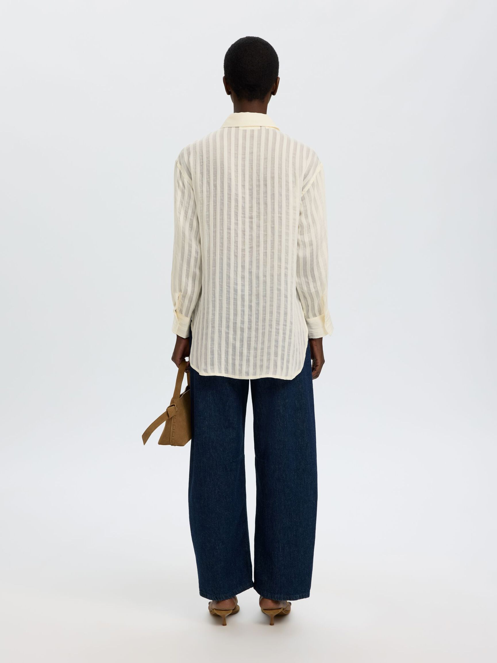 OVERSIZED FIT OVERHEMD MET LANGE MOUWEN, Egret, highres