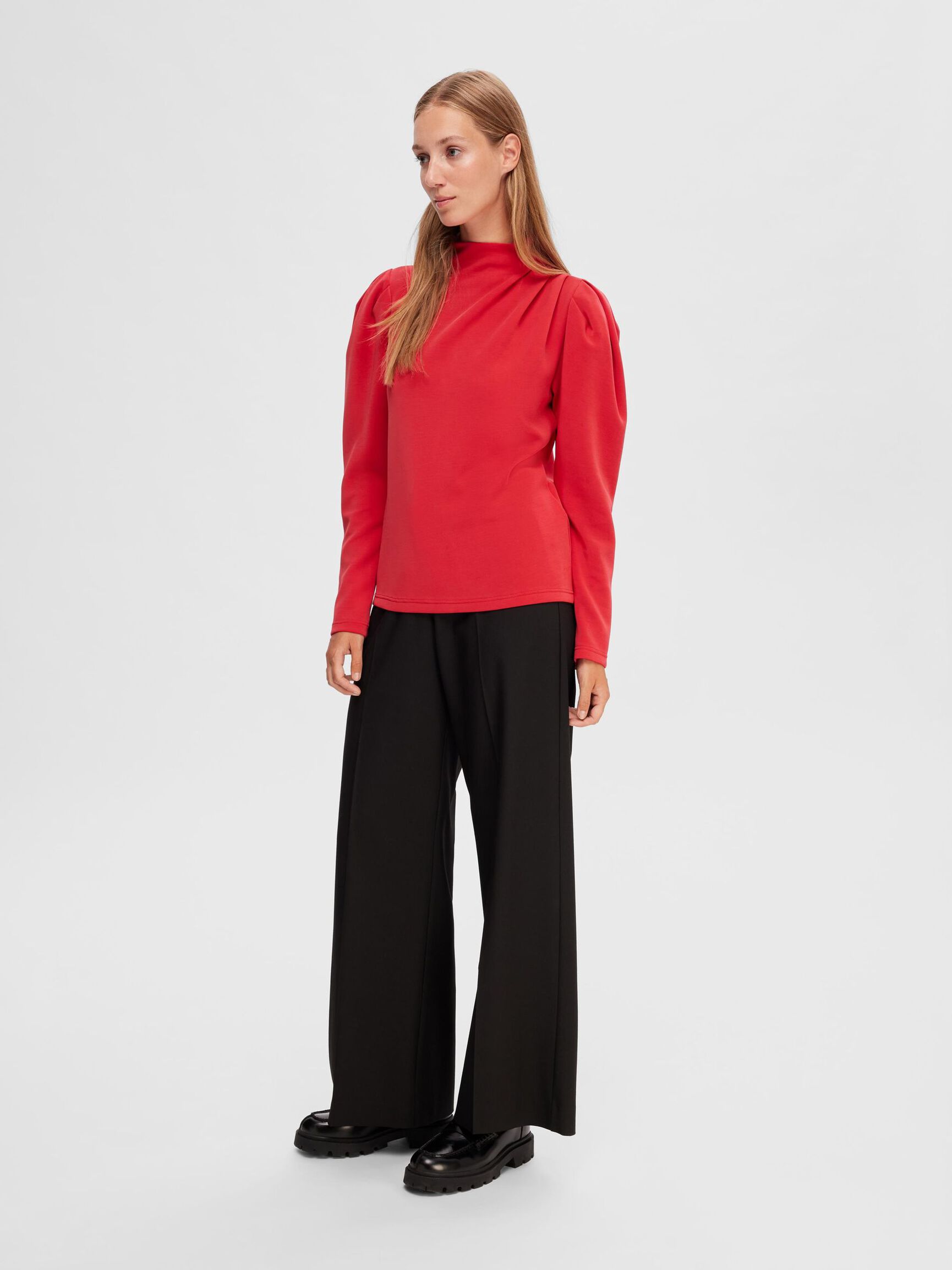 DRAPED TOP, Ski Patrol, highres