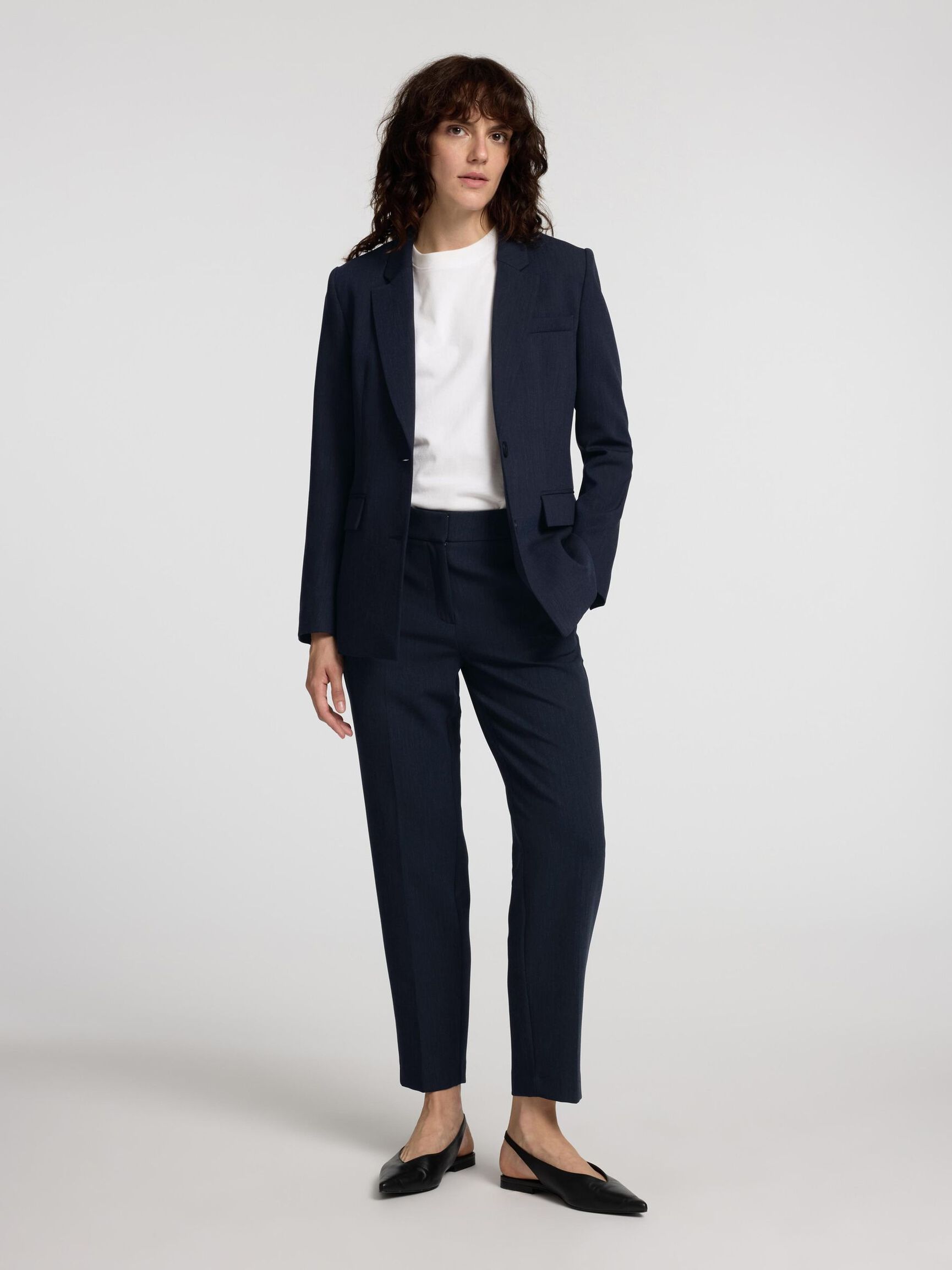 RACCOURCI EN VISCOSE MÉLANGÉE PANTALON À COUPE EFFILÉE, Dark Sapphire, highres