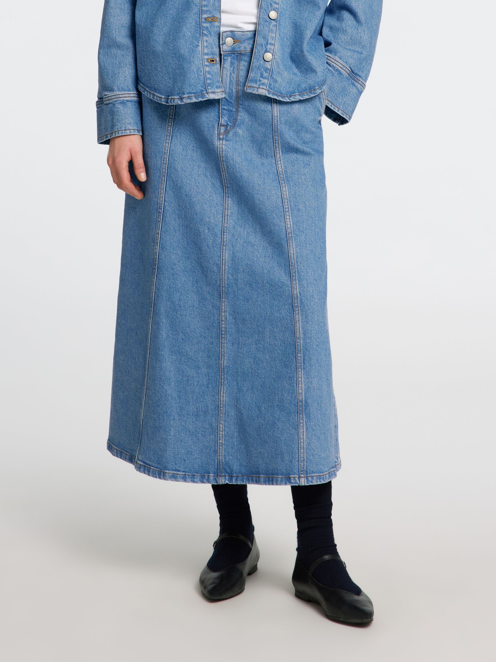 MIDILÅNG JEANSKJOL, Medium Blue Denim, highres