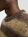 Selected GESTREIFTER OMBRÉ PULLOVER MIT RUNDHALSAUSSCHNITT, Starfish, highres - 16095637_Starfish_1143082_006.jpg