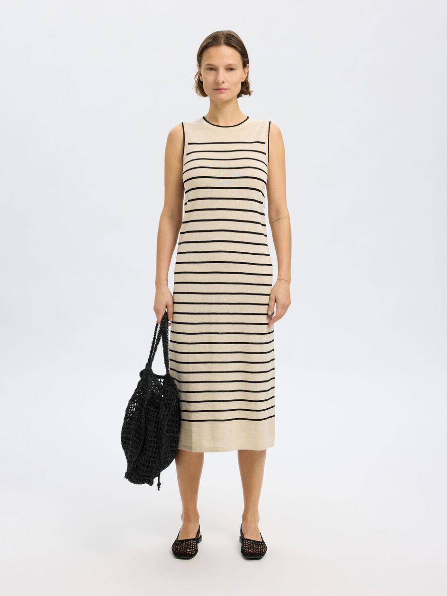Selected LEINENMIX MAXIKLEID, Birch, highres - 16097497_Birch_1189881_003.jpg