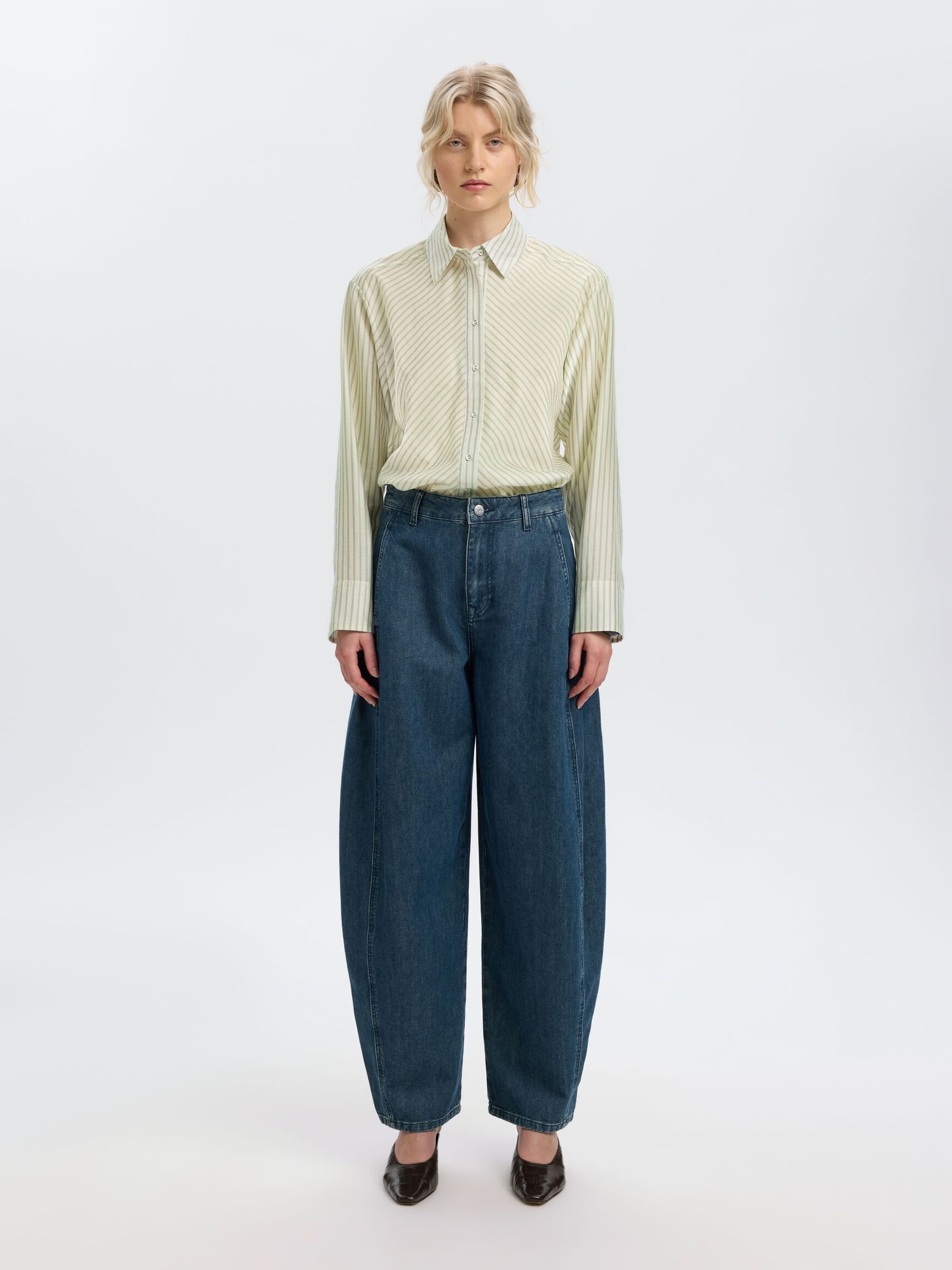 RELAXED FIT SHIRT, Egret, highres