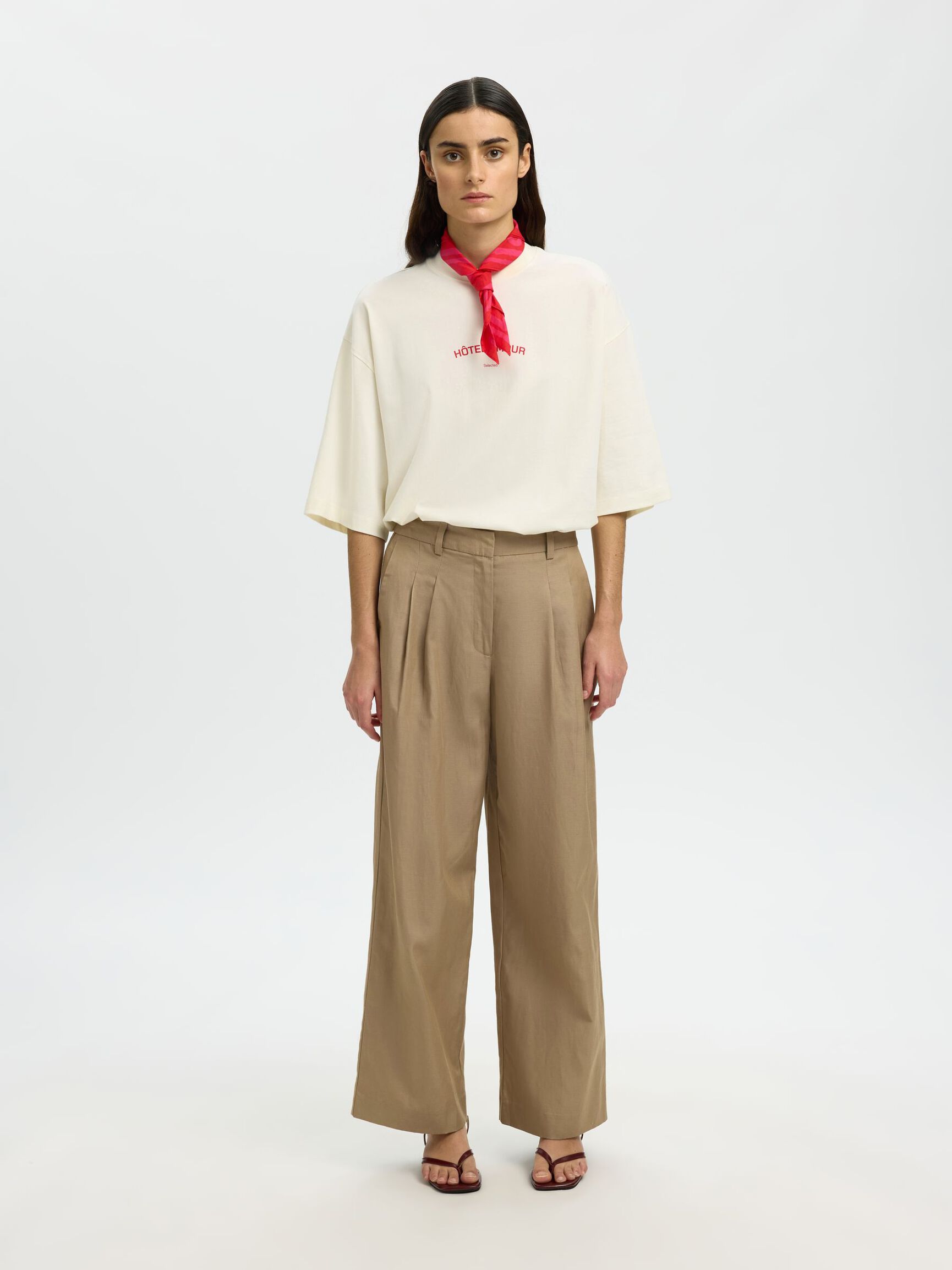 BOXY FIT CREWNECK T-SHIRT, Egret, highres