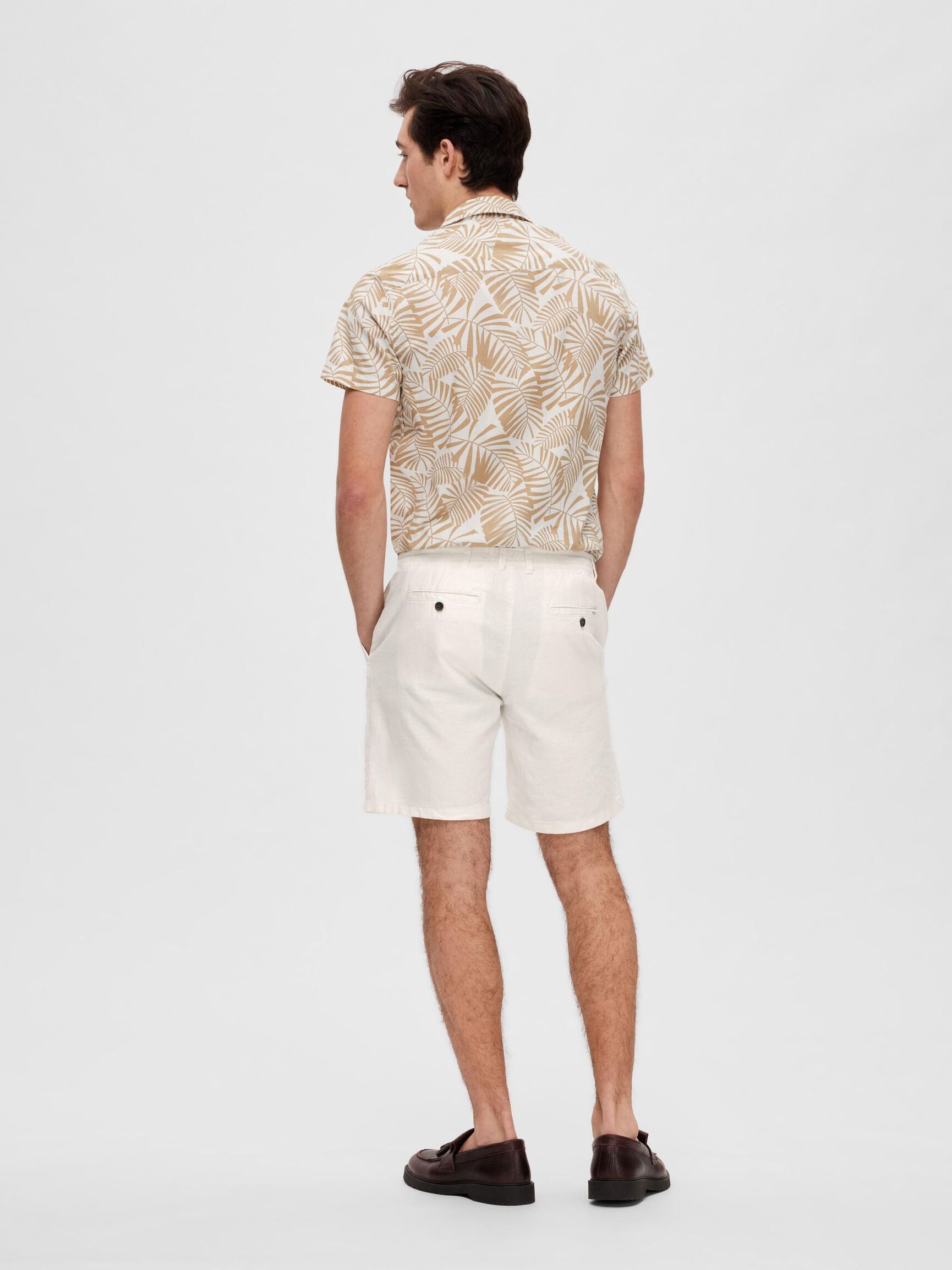 COUPE CONFORT SHORT, Cloud Dancer, highres